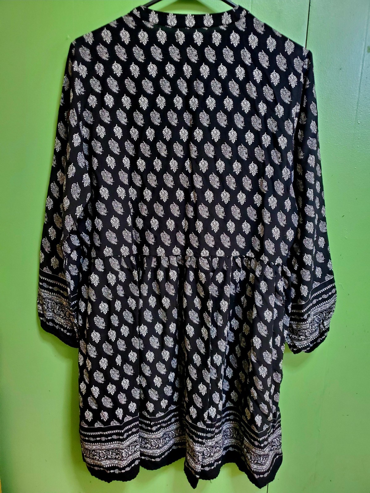 Realtivity Black & White Printed Peasent Dress Size M