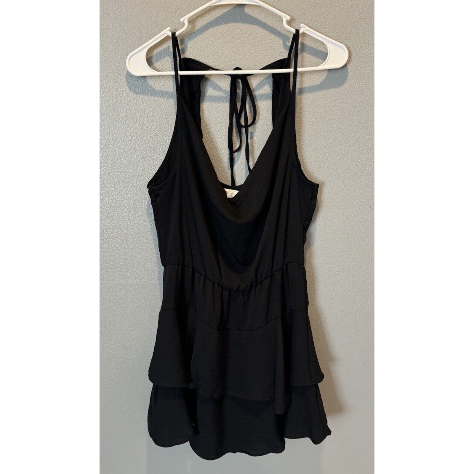 Women’s BCBG Generation Short Tiered Black Dress Cowl Front Tie Neck Size M