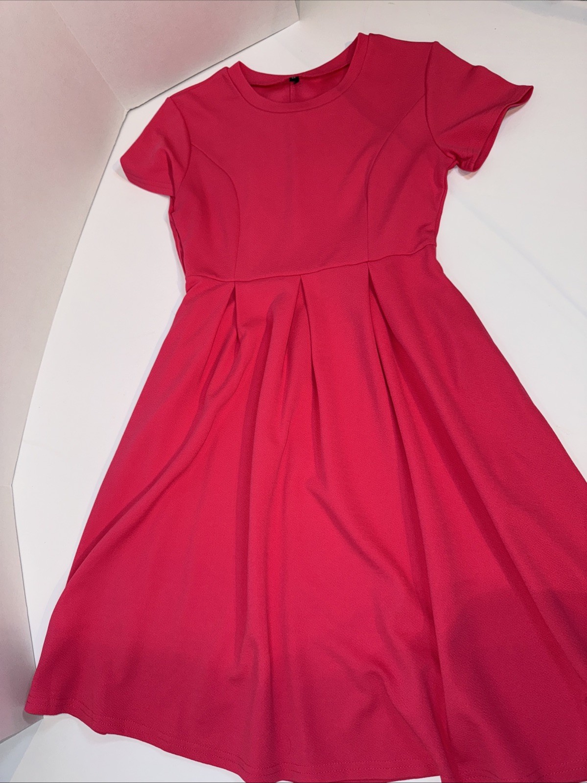 Women’s Pink Fit And Flare Dress Size Medium Short Sleeves With Pockets