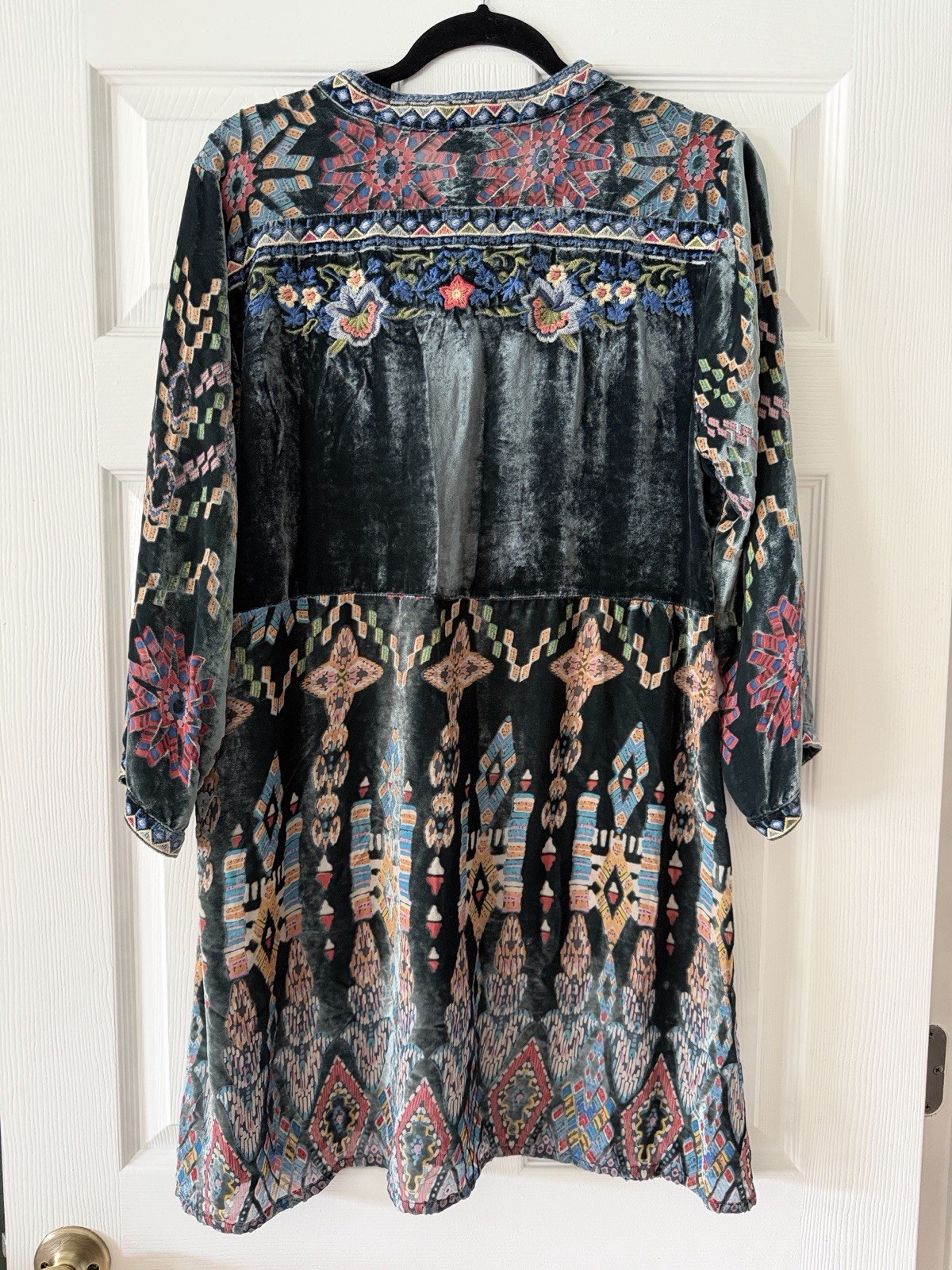 Johnny Was Embroidered Floral V-Neck Tunic Dress Knee Length M