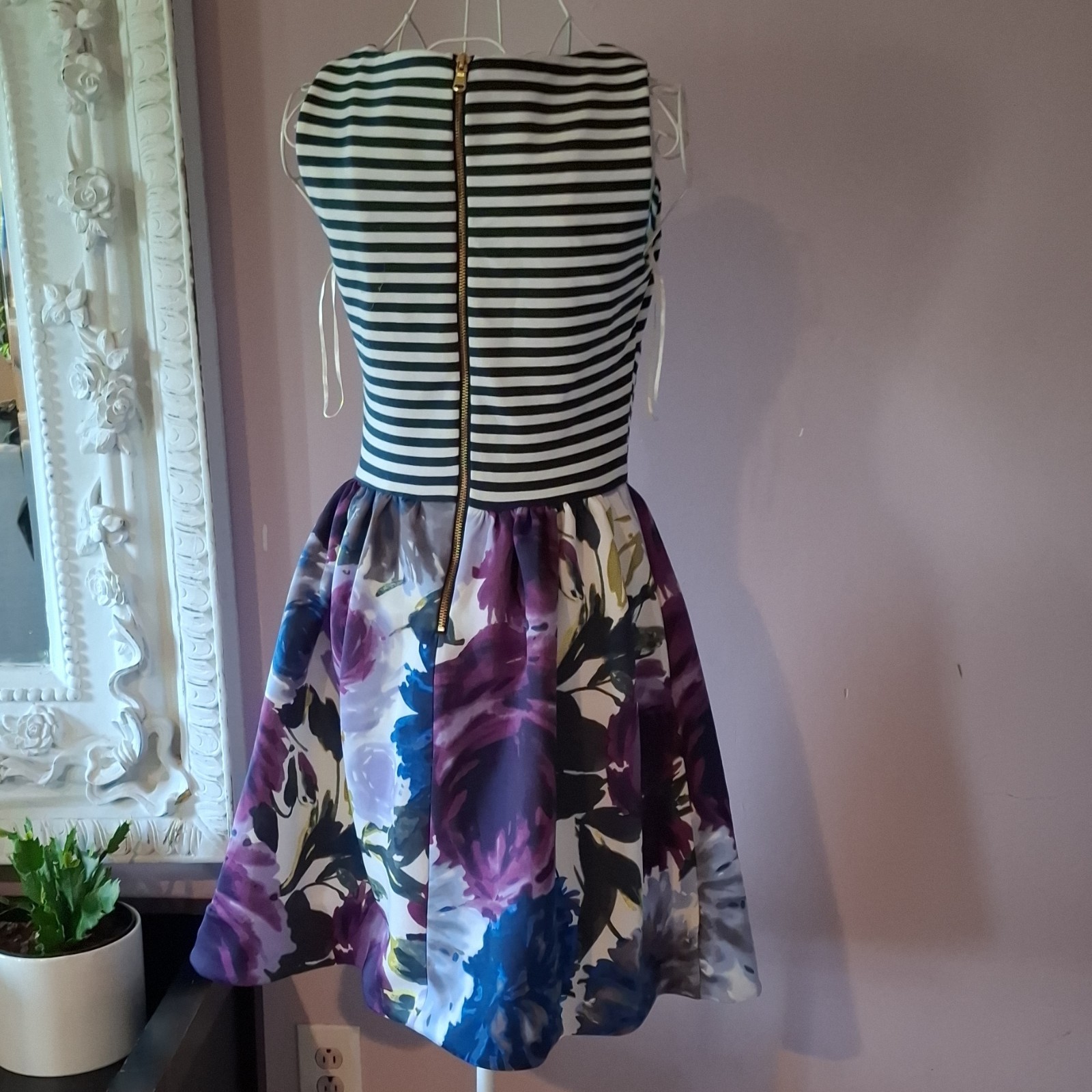 Taylor Black/White Striped Knit Boat Neck Sleeveless Fit & Flare Dress Zip 4