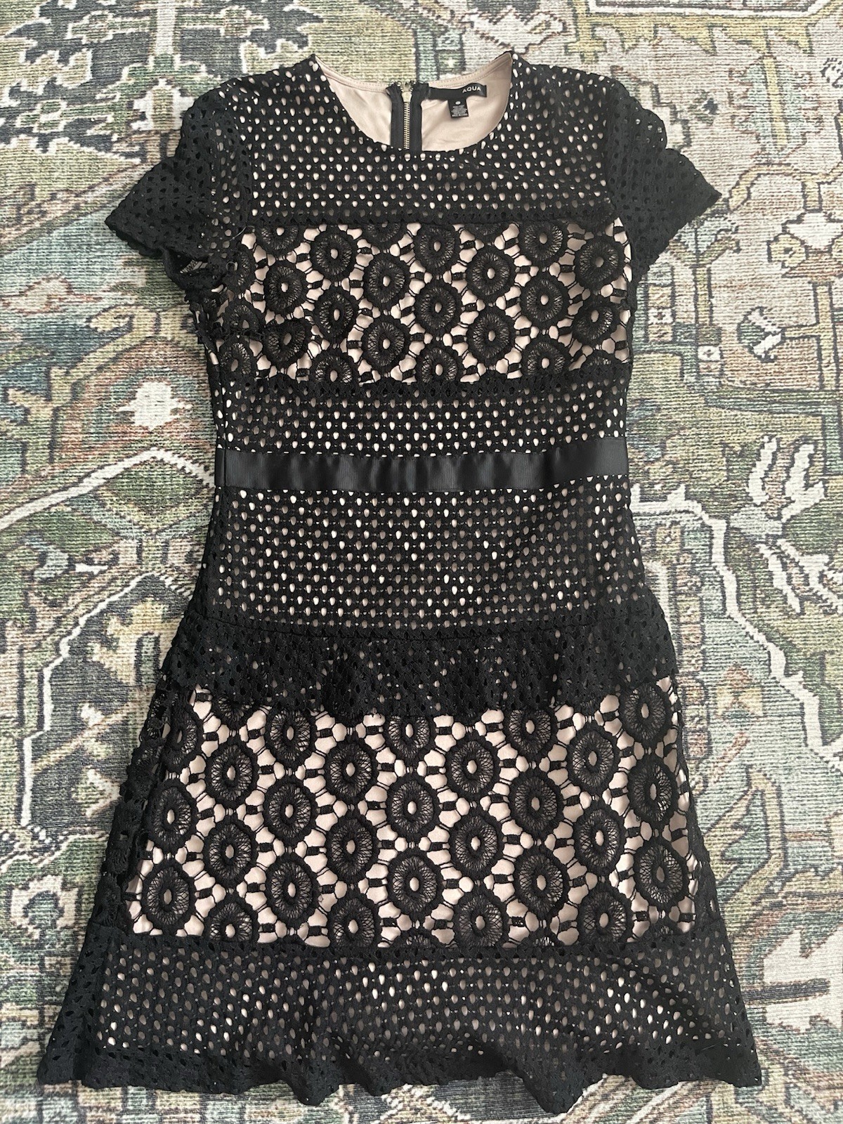 Aqua Black Lace Mini Dress Size S Short Sleeve Round Neck Zip