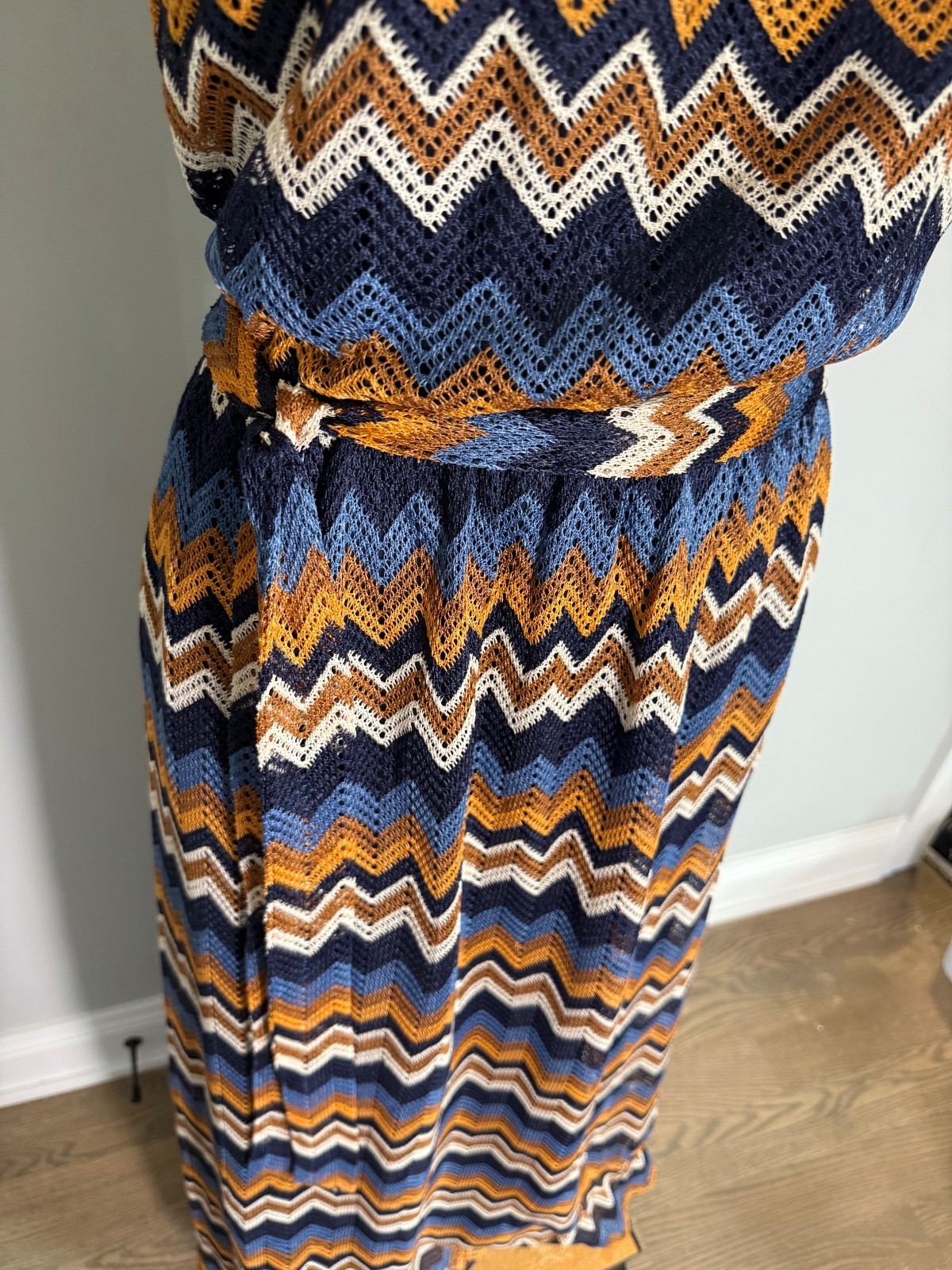 Julia Jordan Chevron Pattern Halter Neck Maxi Dress