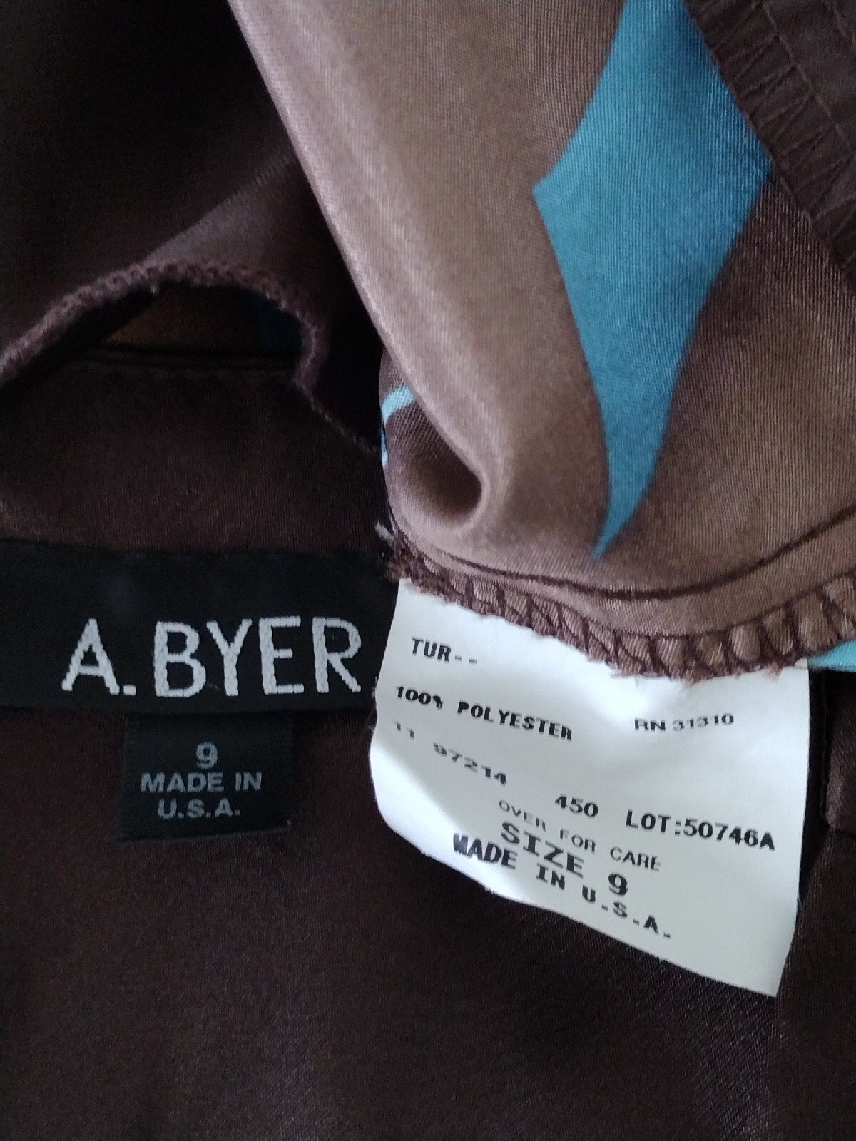 Woman A. Byer SATIN KNEE PULLOVER DRESS W/BACK TIE BELT Size 9 V-Neck Sleeveless