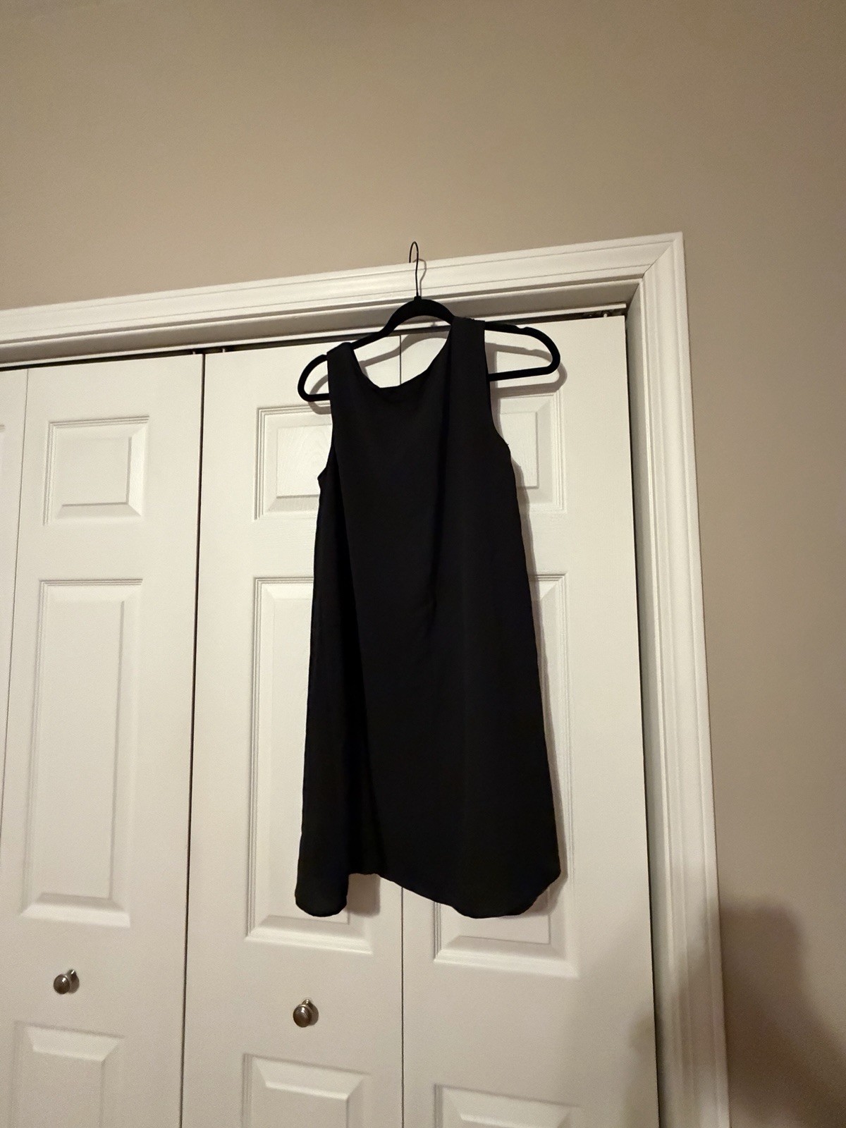 NWT She + Sky black sleeveless dress, a simple and flowy silhouette. Medium