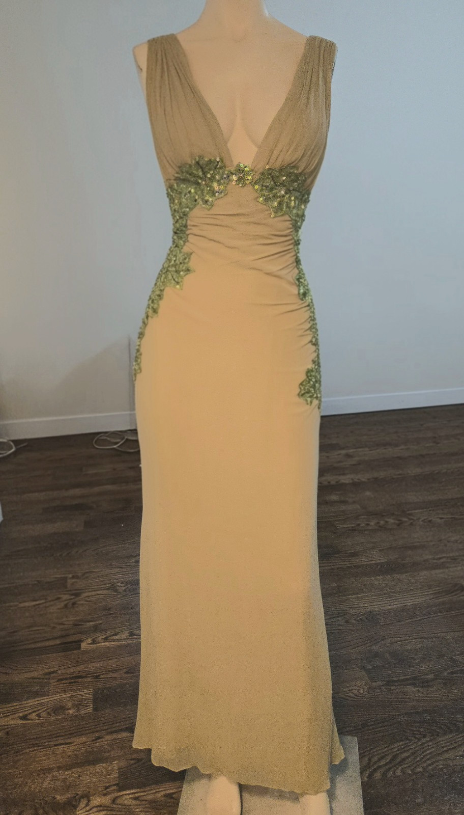 Vintage Mandalay Green Silk Beaded Sequin Y2K Plunging V Neck Evening Gown 6