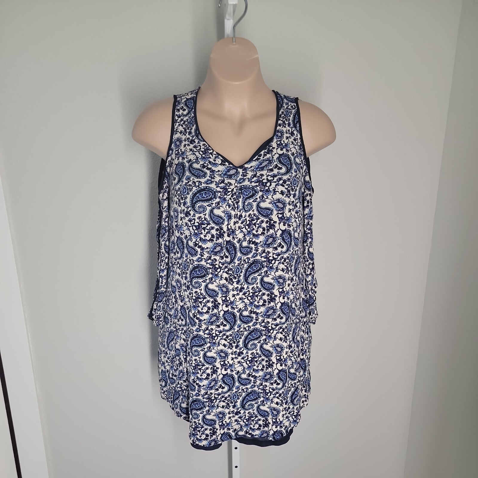 Beige by Eci Cold Shoulder Classy Lined Dress ~ Sz 1X ~ Knee Length ~ Blue