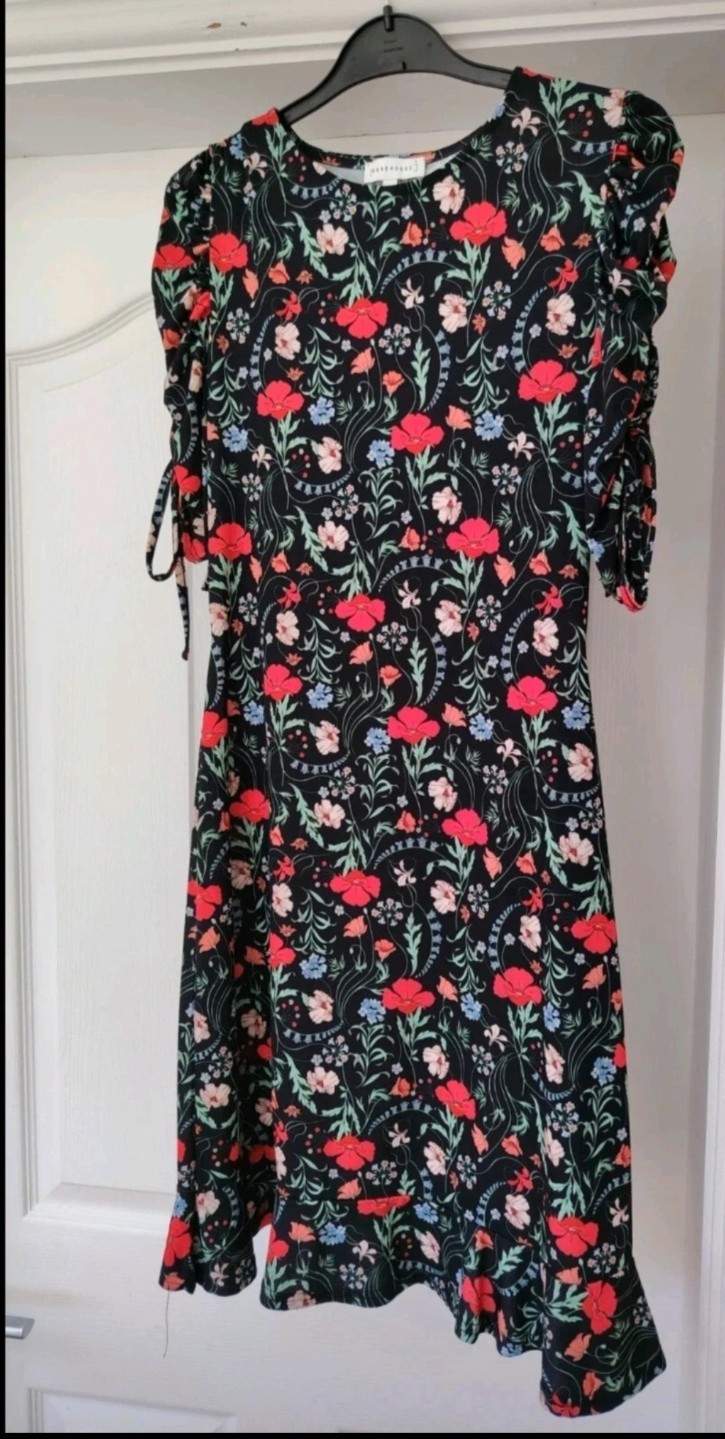 Warehouse Black Multi Coloured Mix Floral Flippy Dress Short Sleeves Size 10