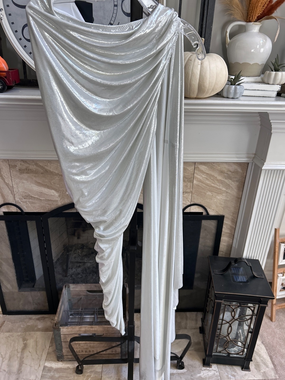 NWT $245 NORMA KAMALI” Diana” mini dress w/ one shoulder cape sleeve – Pearl – S
