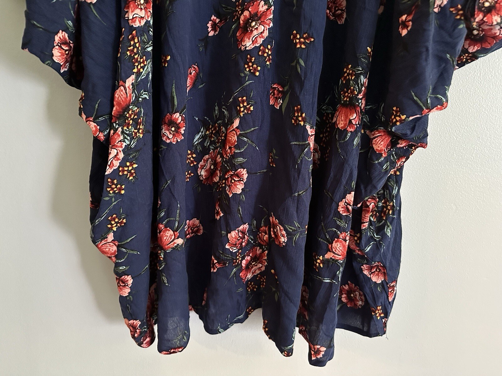 Umgee Boho Floral Dress Batwing Sleeves Women’s Size M Peasant Style Hi Low Hem