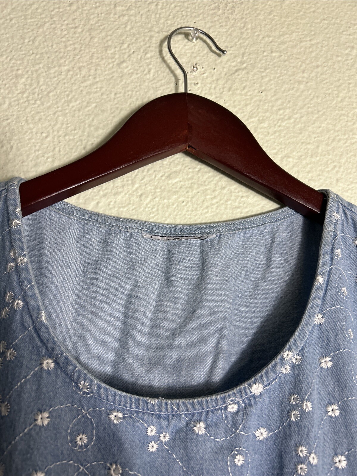 Vintage Chambray Women’s Medium Dress Blue Floral Elastic Waist Ankle Length