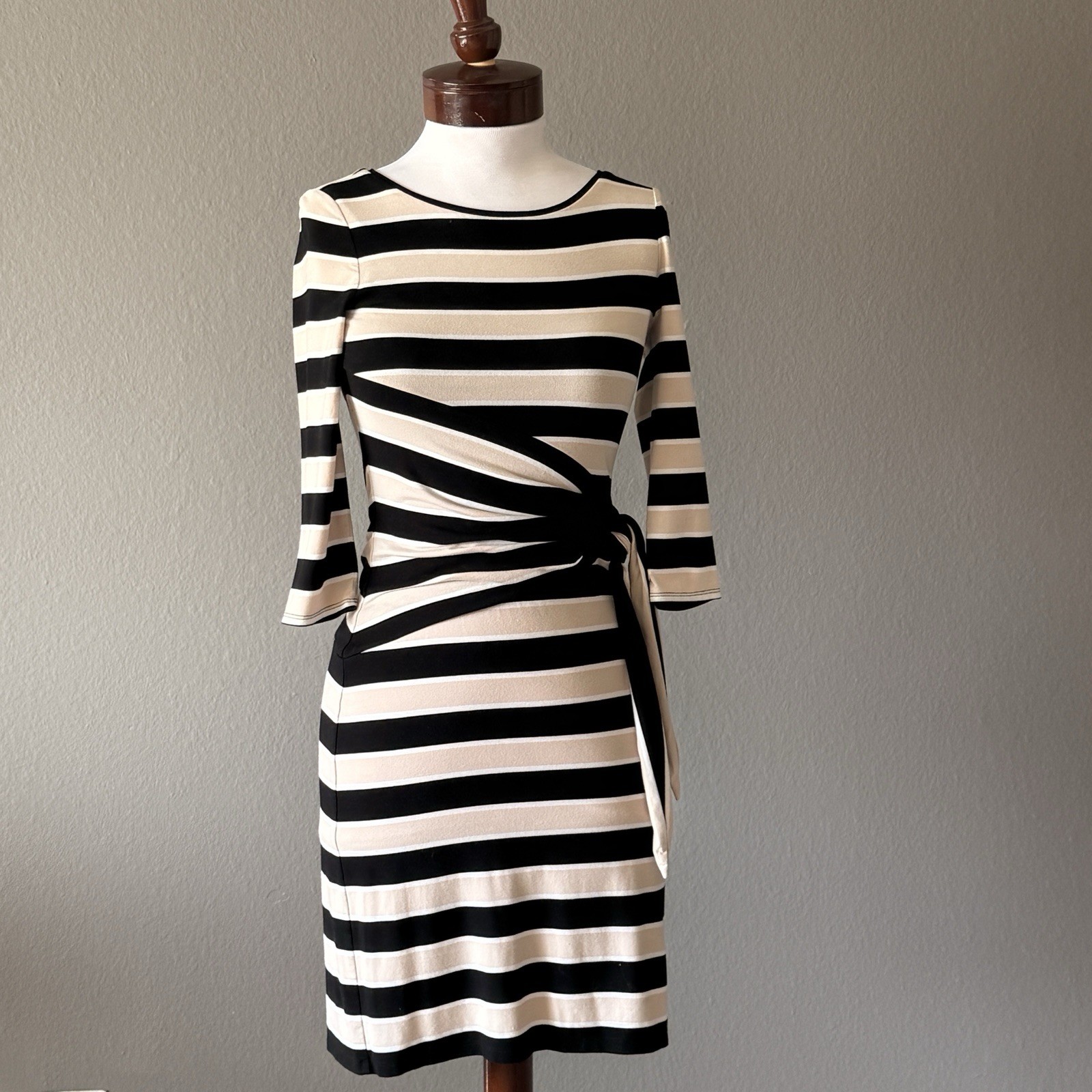 White House Black Market Striped Sheath Tie Waist WHBM 3/4 Sleeve Beige Black 00