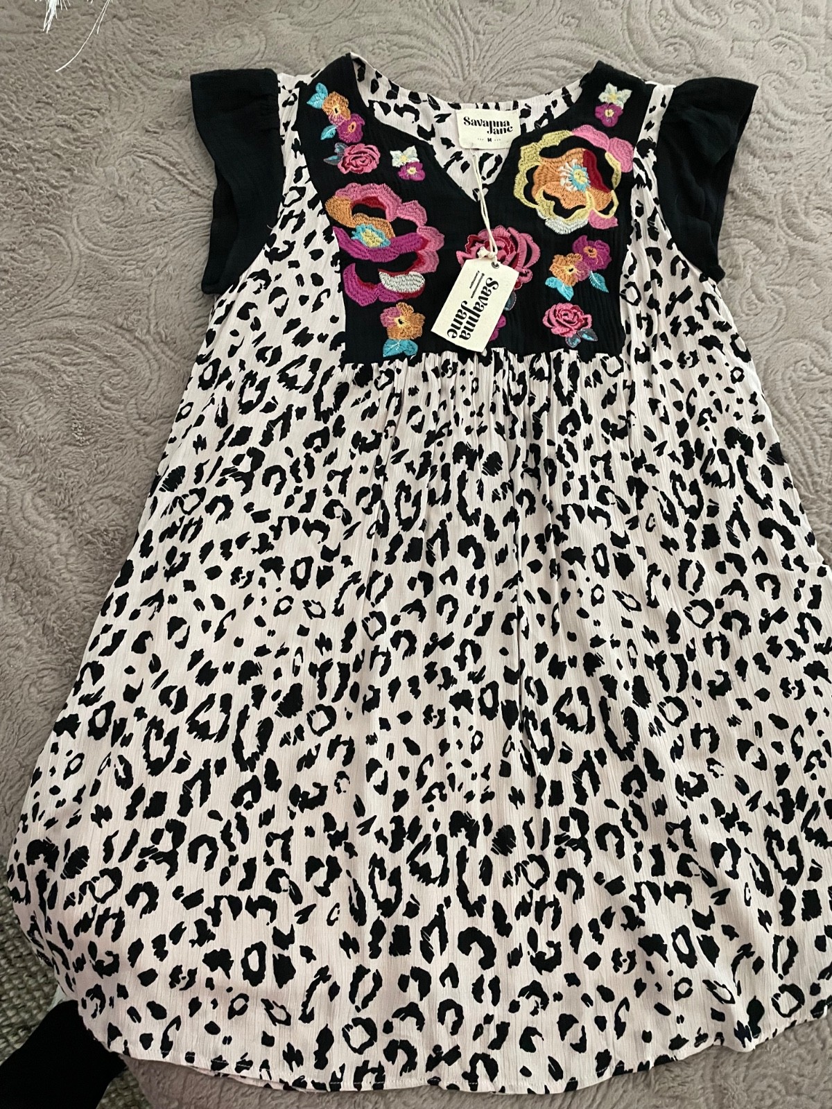 Savanna Jane Leopard Print Tunic w/floral embroidery Size M – NWT