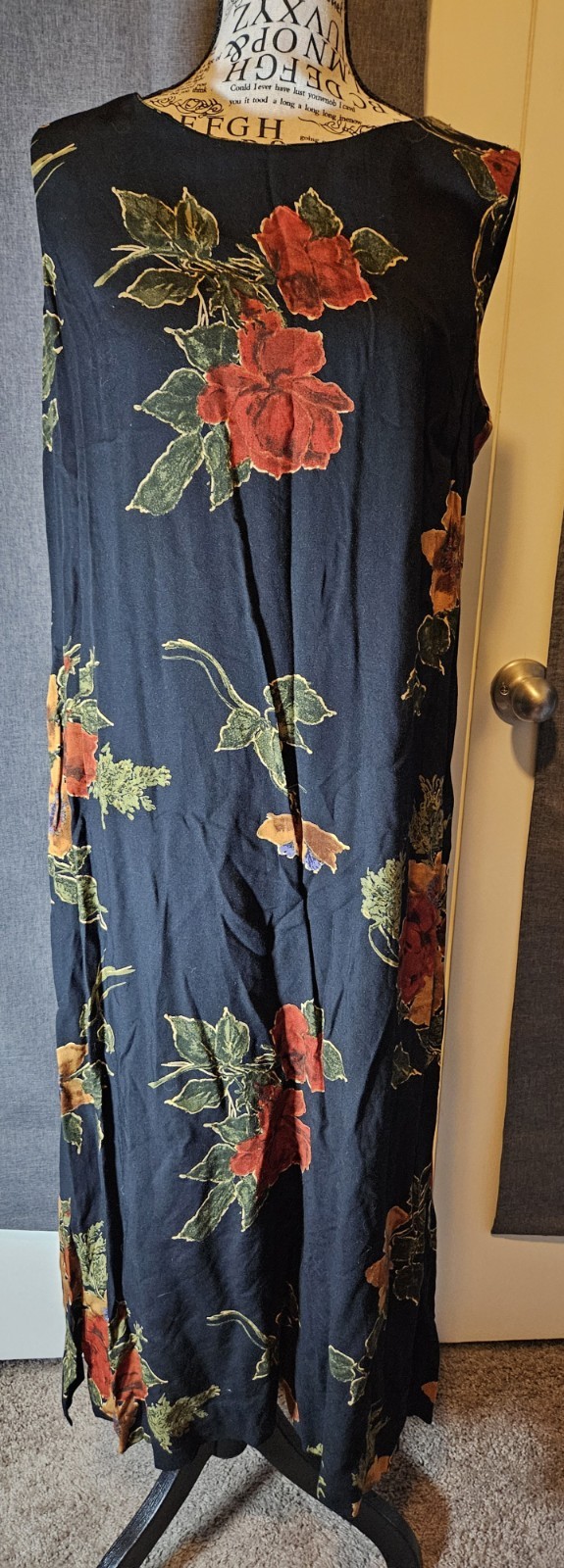 Vintage 90s Karin Stevens Black Red Green Floral Rayon Sleeveless Maxi Midi…