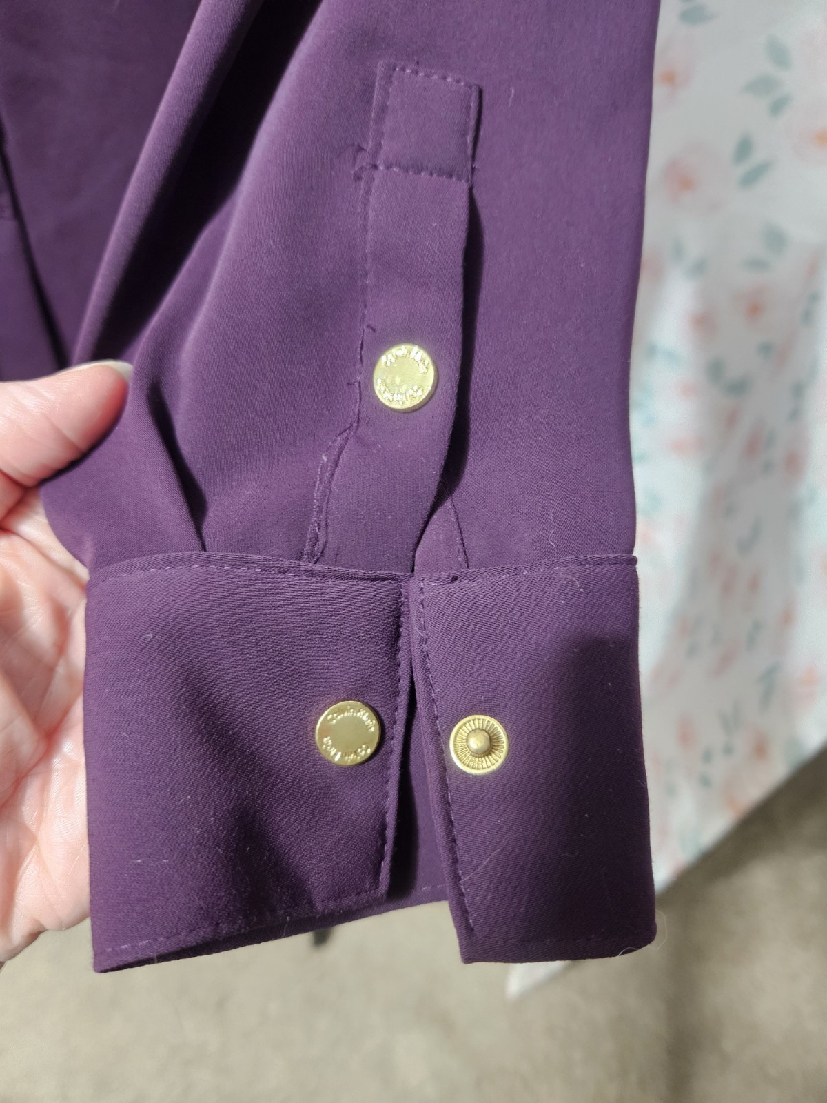 CALVIN KLEIN, WOMEN’S PLUM POLY SNAP FRONT KNEE-LENGTH SHIRT DRESS, SIZE M