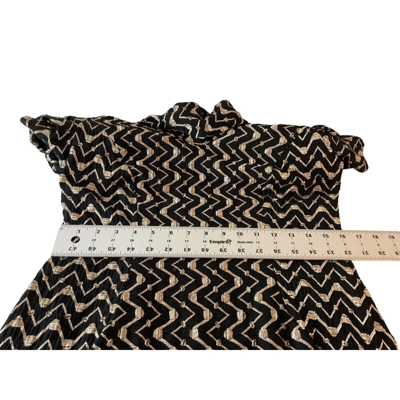 Evan-Picone Women Black Gold Chevron Sheath Dress Cowl Neck Puff Sleeve Sz 12