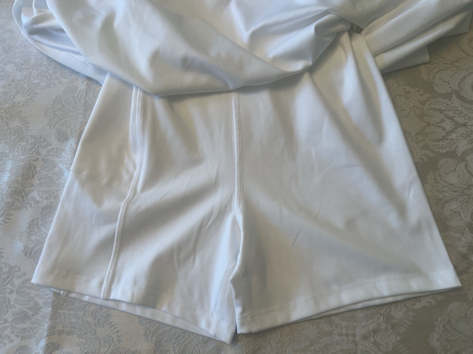 GapFit Women’s White Active Tank Dress M Moisture Wicking Pockets Square Neck