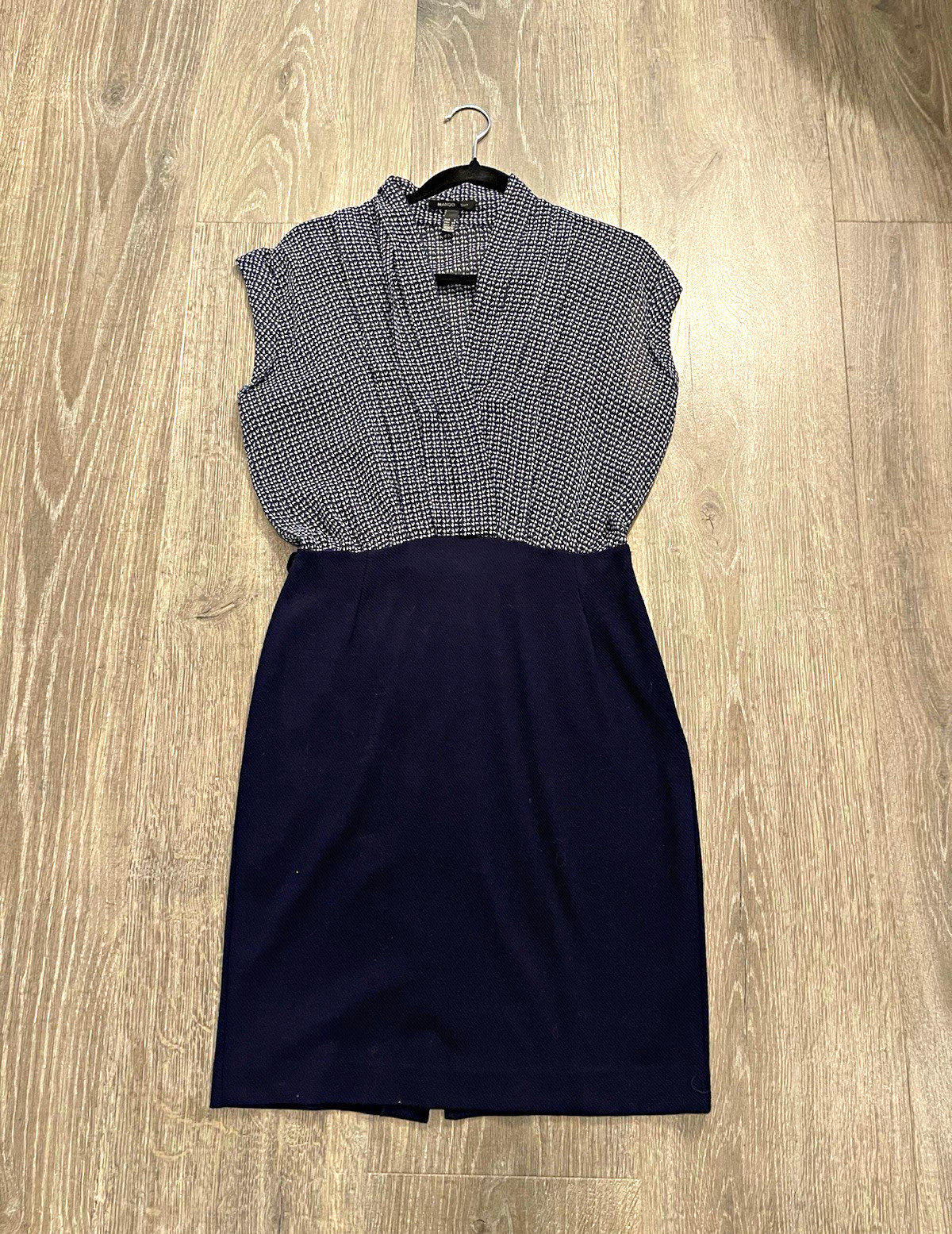 MANGO Suit Geometric Sheath Dress V-Neck Sleeveless Knee Length XS/S Navy White
