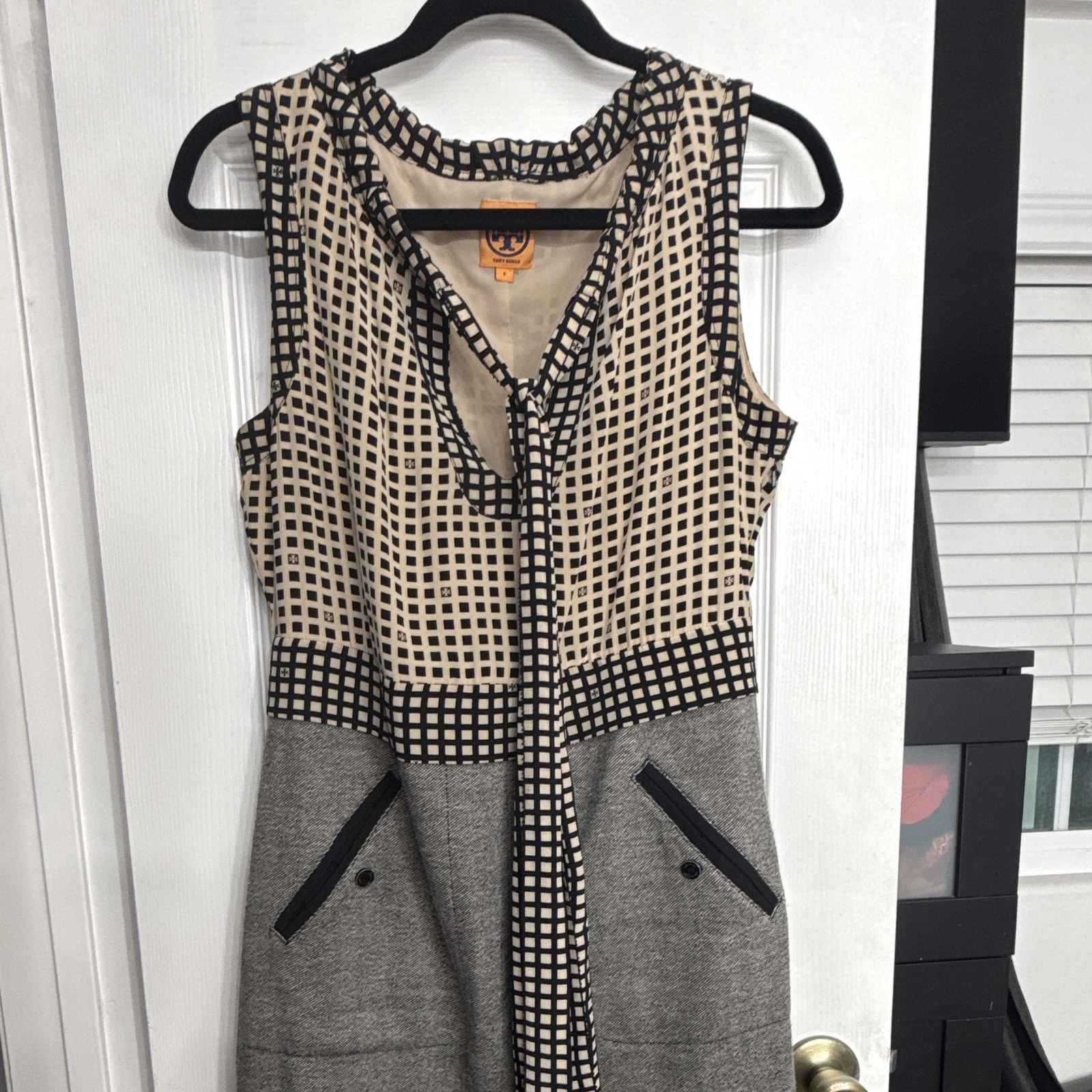 Tory Burch Sheath Dress 6 Sleeveless Round Neck Knee Geometric Beige Black