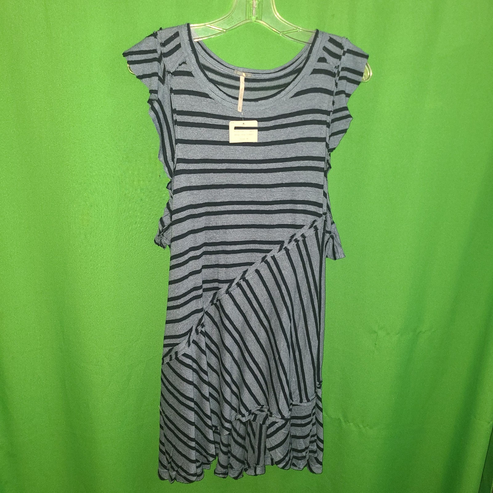 2420) NWOT FREE PEOPLE medium blue knit dress striped at knee new