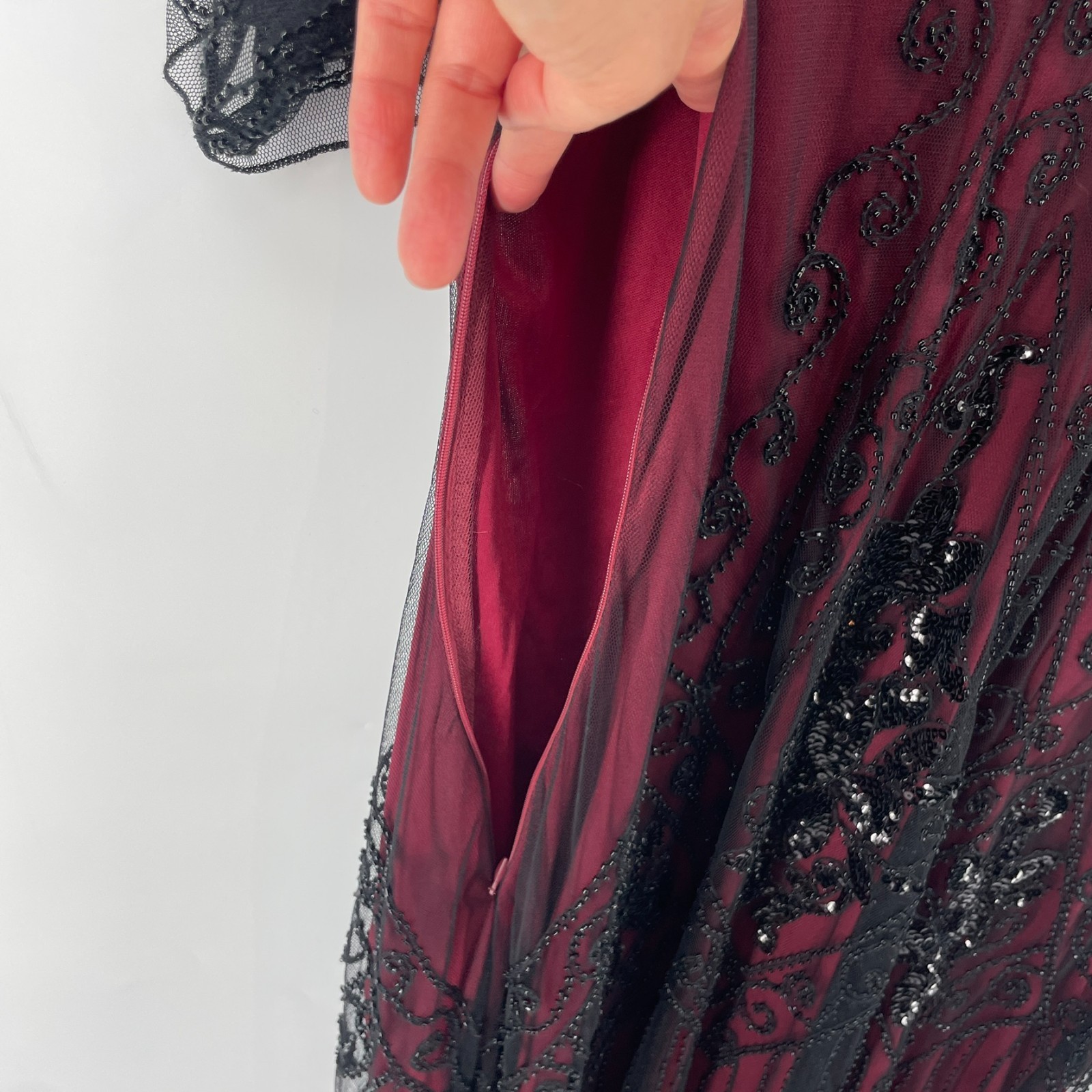 Women Flapper Fringed Beaded Burgundy Dress Plus 3X Costume Gatsby Roaring 20’s