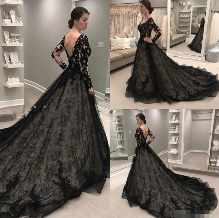 Gothic Wedding Dress Long Sleeved Backless Lace Sweeping Train Prom Bride Dress