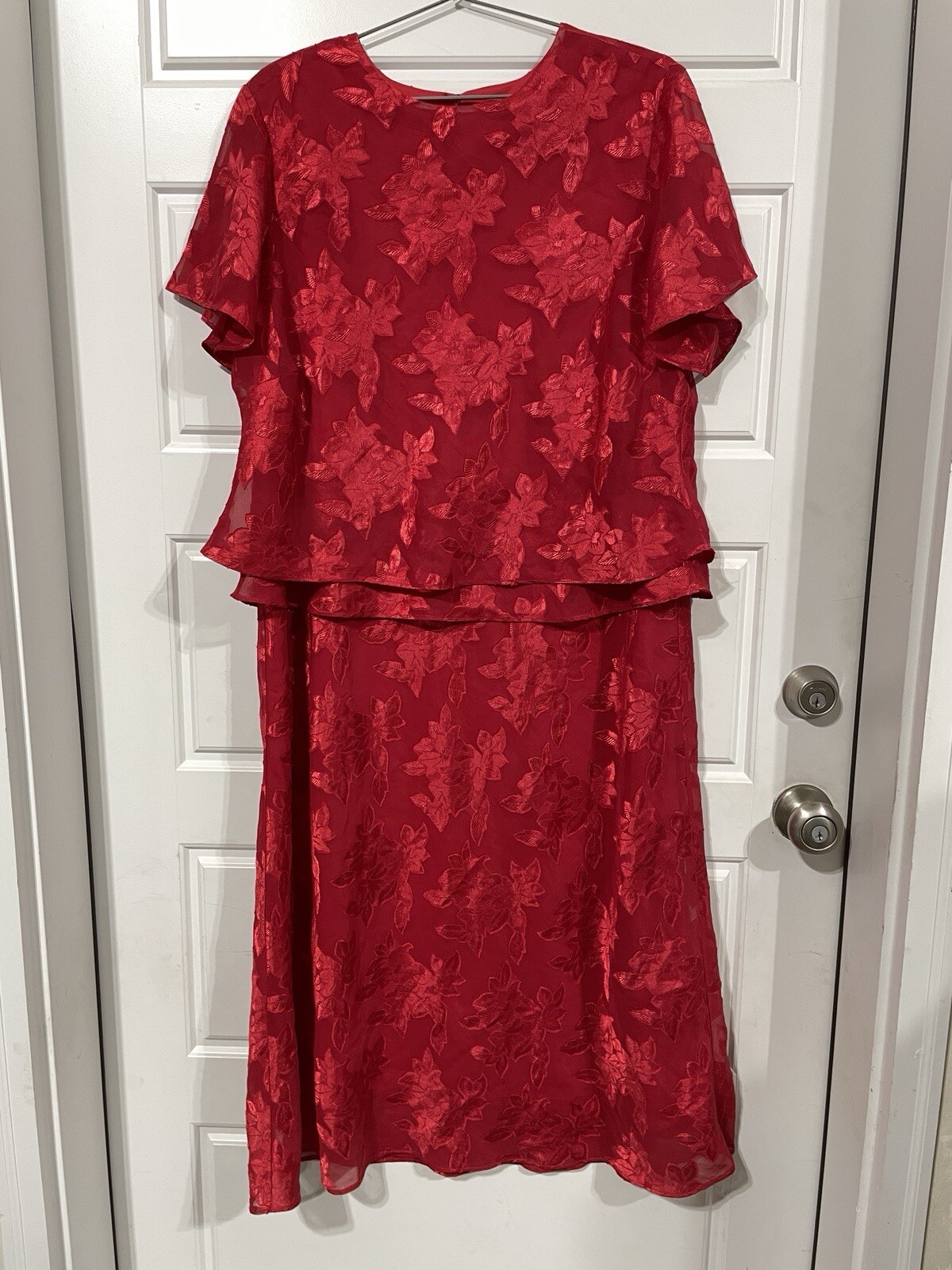Dani Max Red Floral Dress Size 18