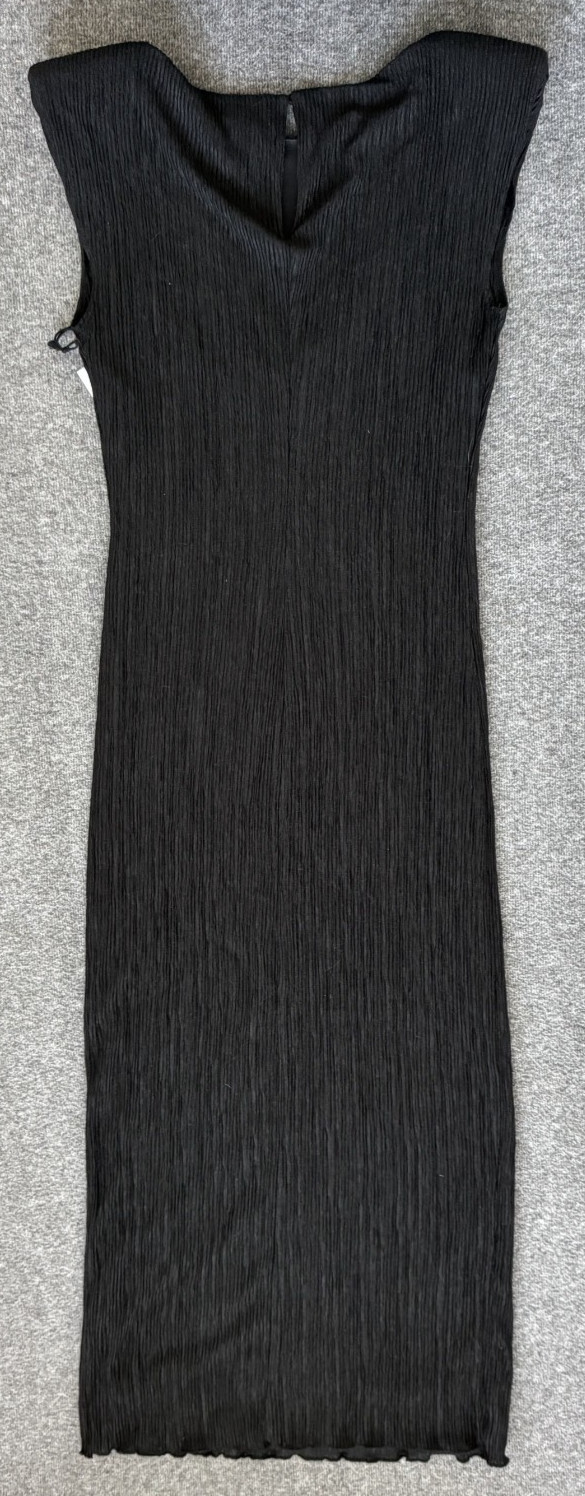 ASTR The Label Black Textured Maxi Dress Padded Shoulder Sleeveless Small