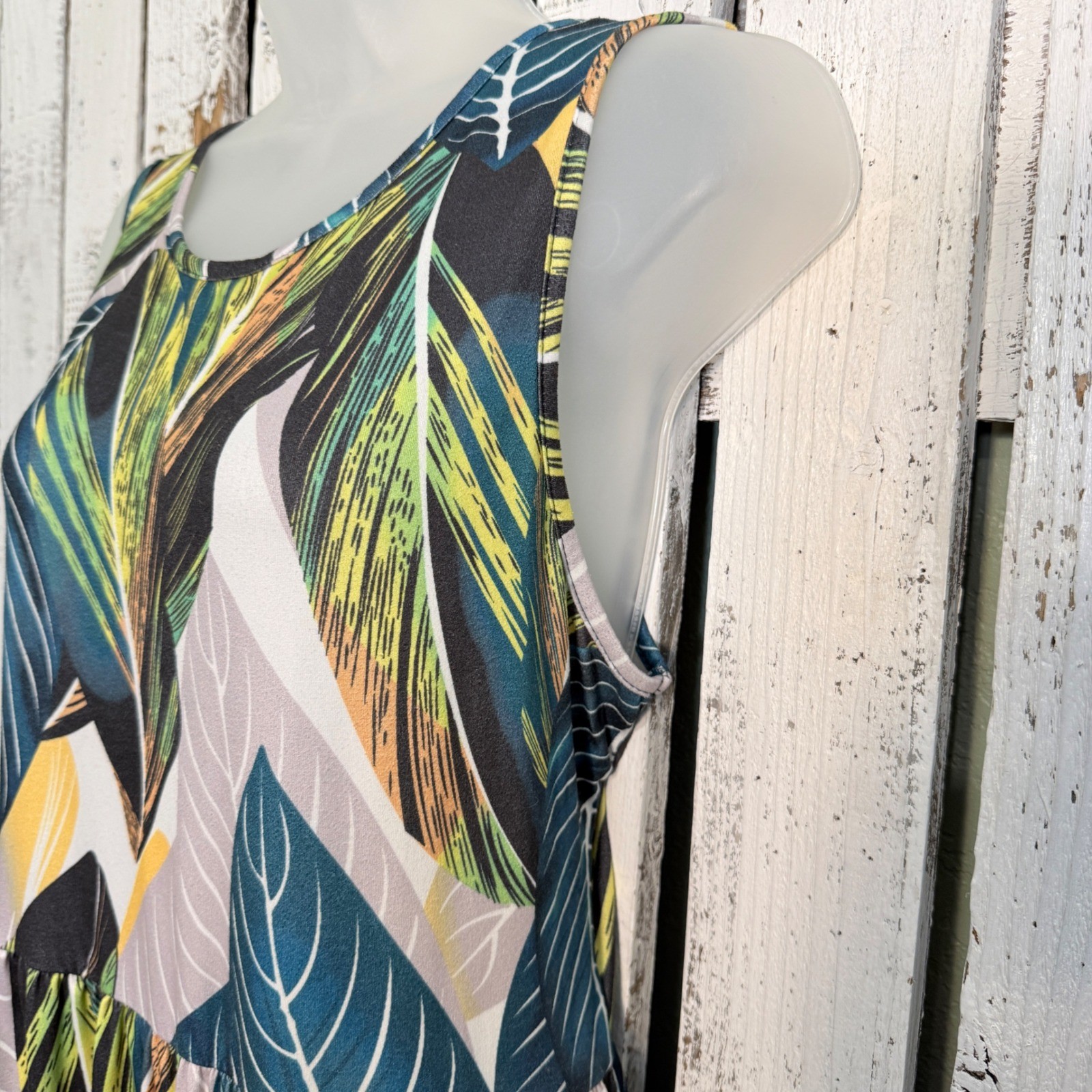 Hount Tropical Palm Leaf Maxi Dress L Sleeveless Pockets Beach Vacation Resort