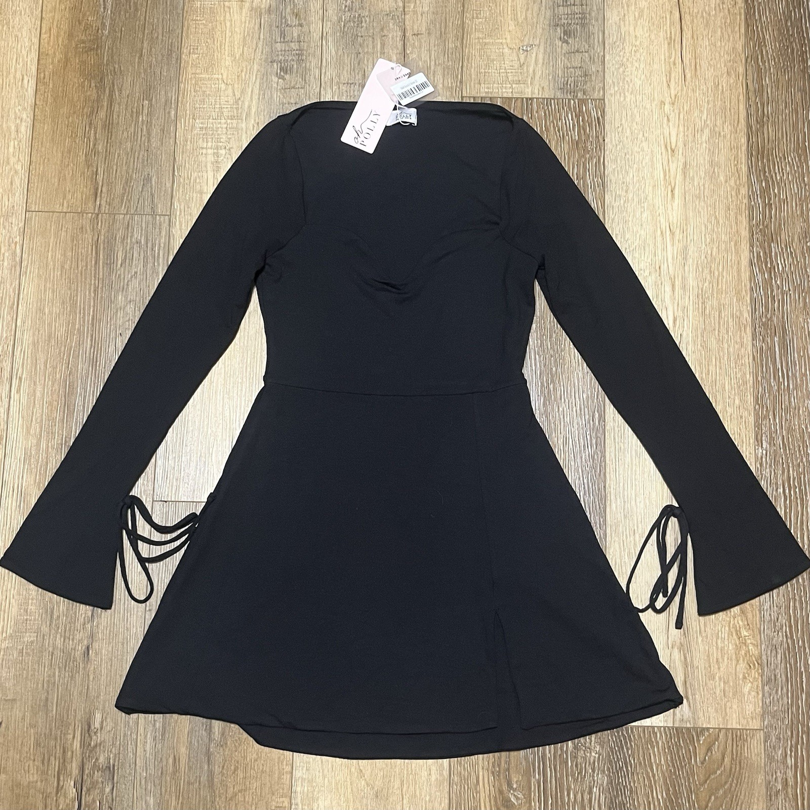 NWT Oh Polly Amryn Long Sleeve A Line Mini Dress Black Size US 8 Romantic Sexy
