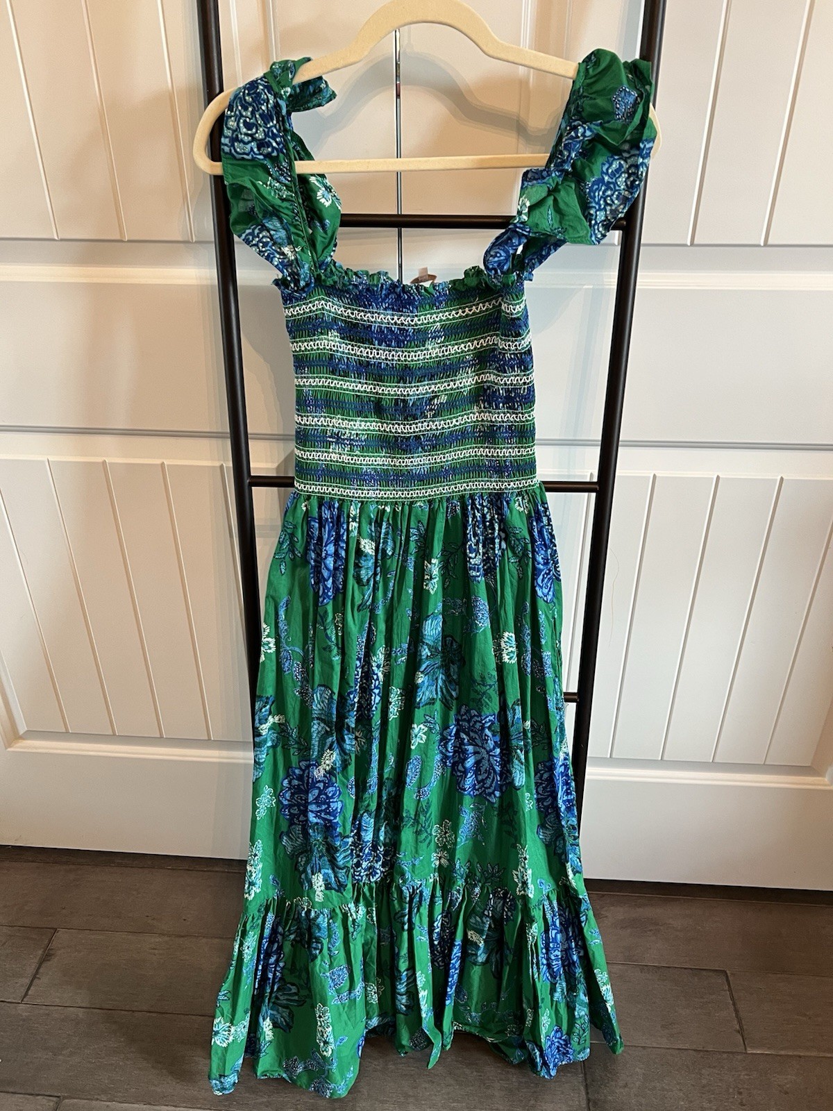 Olivaceous Green Floral Layla Midi Dress Size M