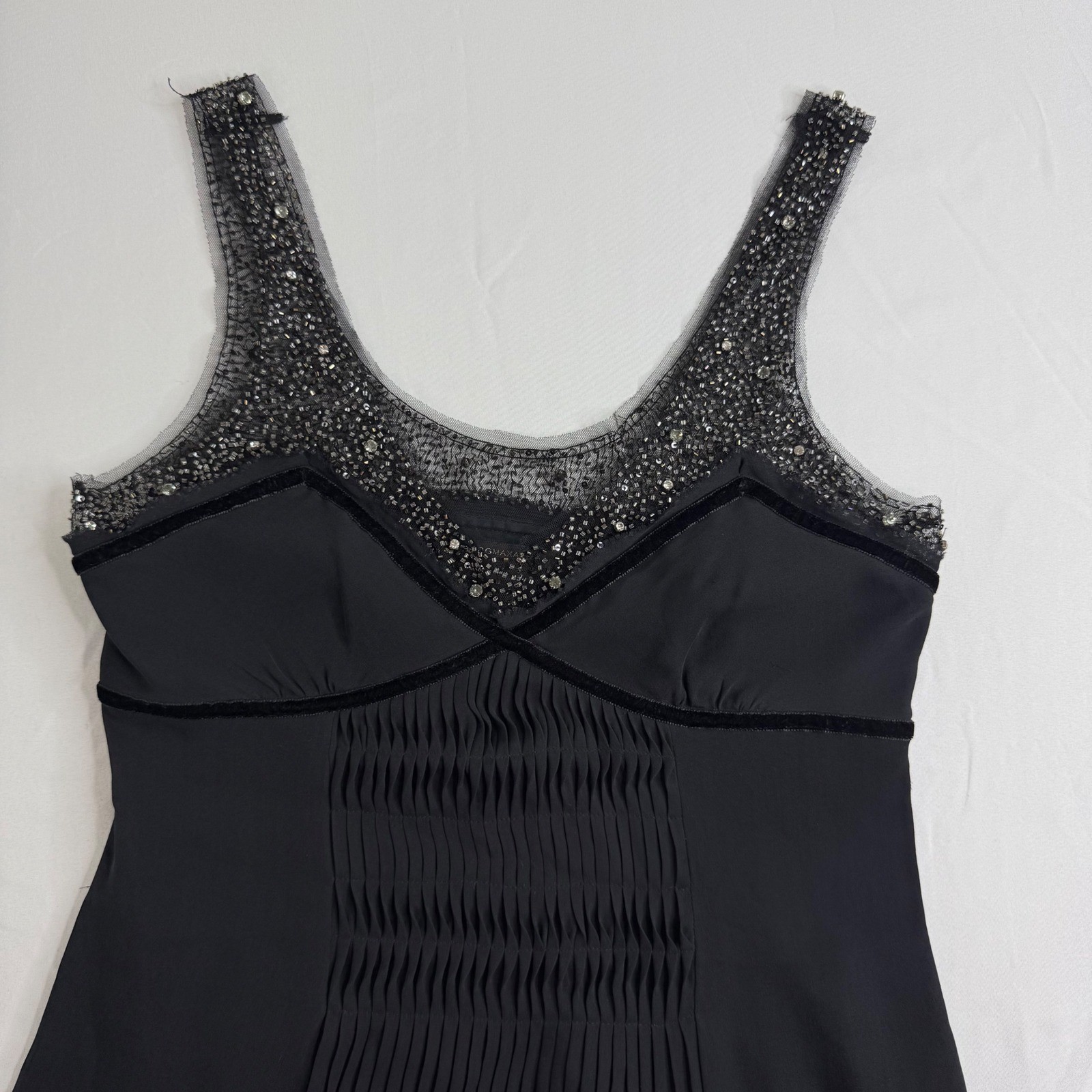BCBGMAXAZRIA Black Beaded Silk Mesh Mini Dress Velvet Trim Smocked Size 8 LBD
