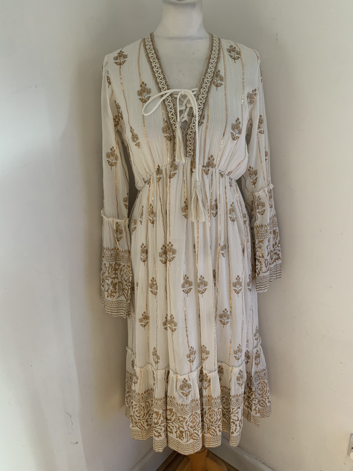 Stitch & Pieces Women’s A line Dress S NEW gold print midi boho metallic gypsy