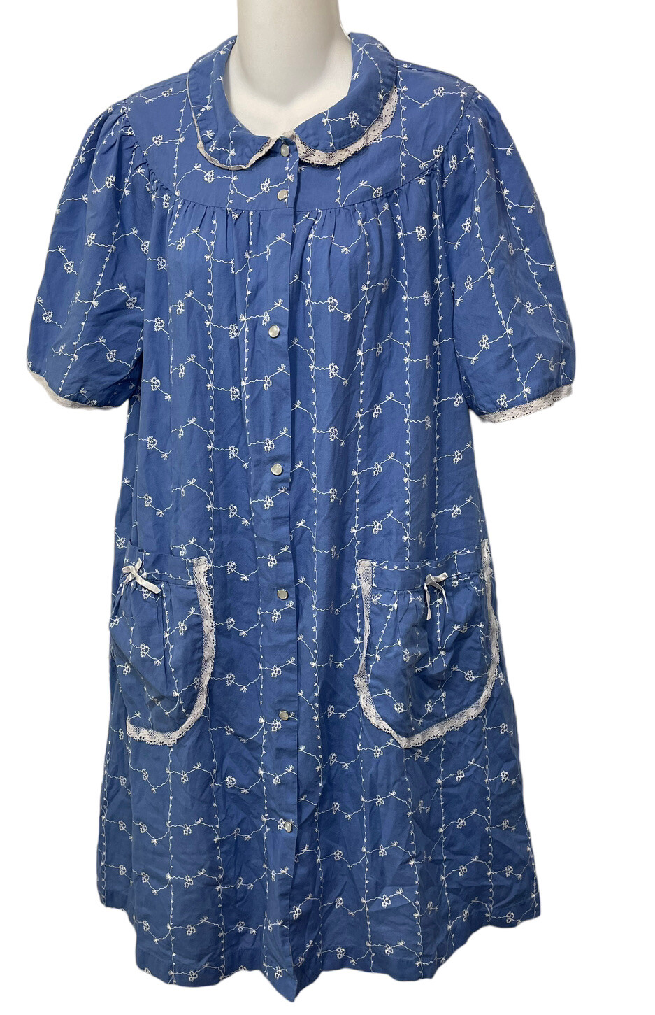 Vintage Smock Dress Size Medium Blue Floral Lace Pearl Snaps House Coat BLAIR M