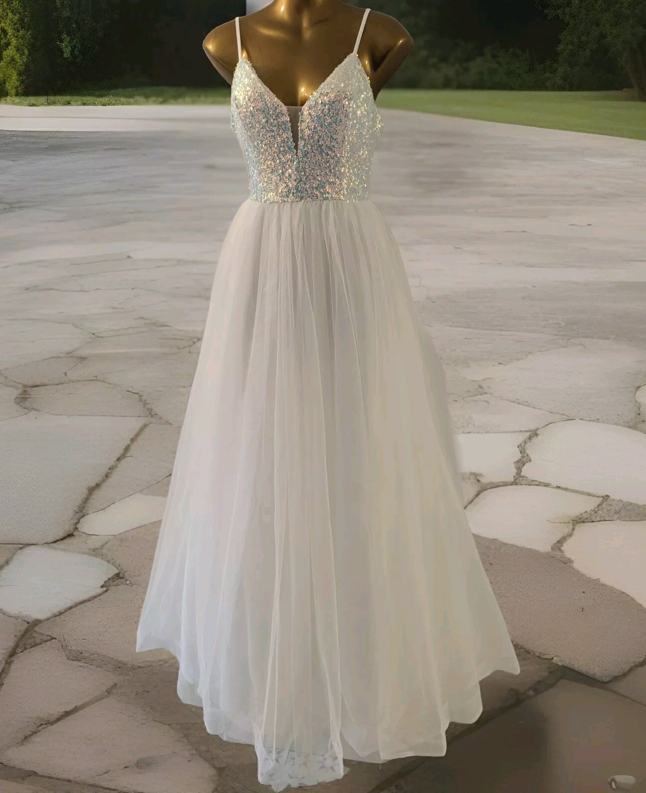 FAERIESTY womens white sequin embellished lace back ballgown dress size 12 prom