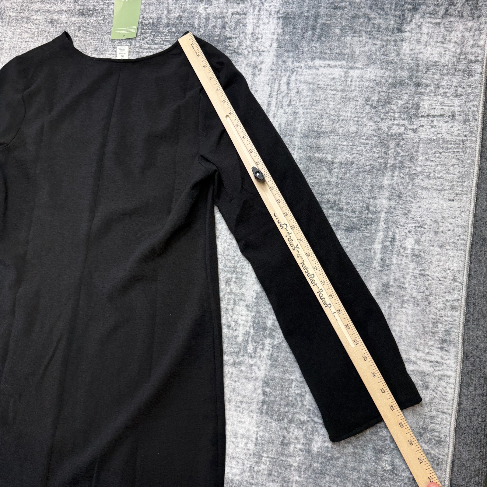 H&M Dress Womens Medium Black V-Neck A-Line Tunic Mini LBD Party Minimalist