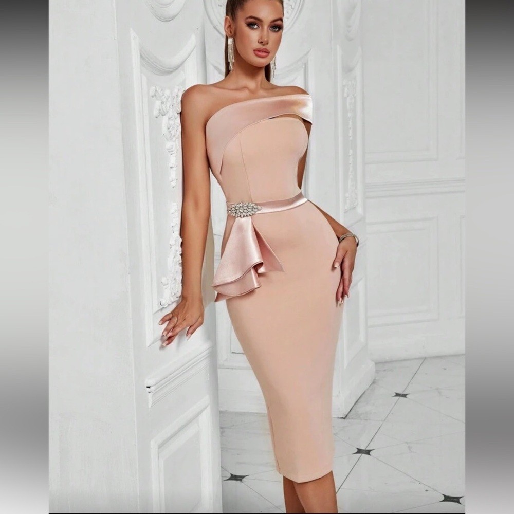 NEW Apricot Off Shoulder Midi Dress Elegant Wedding Guest Cocktail Dress, Size L