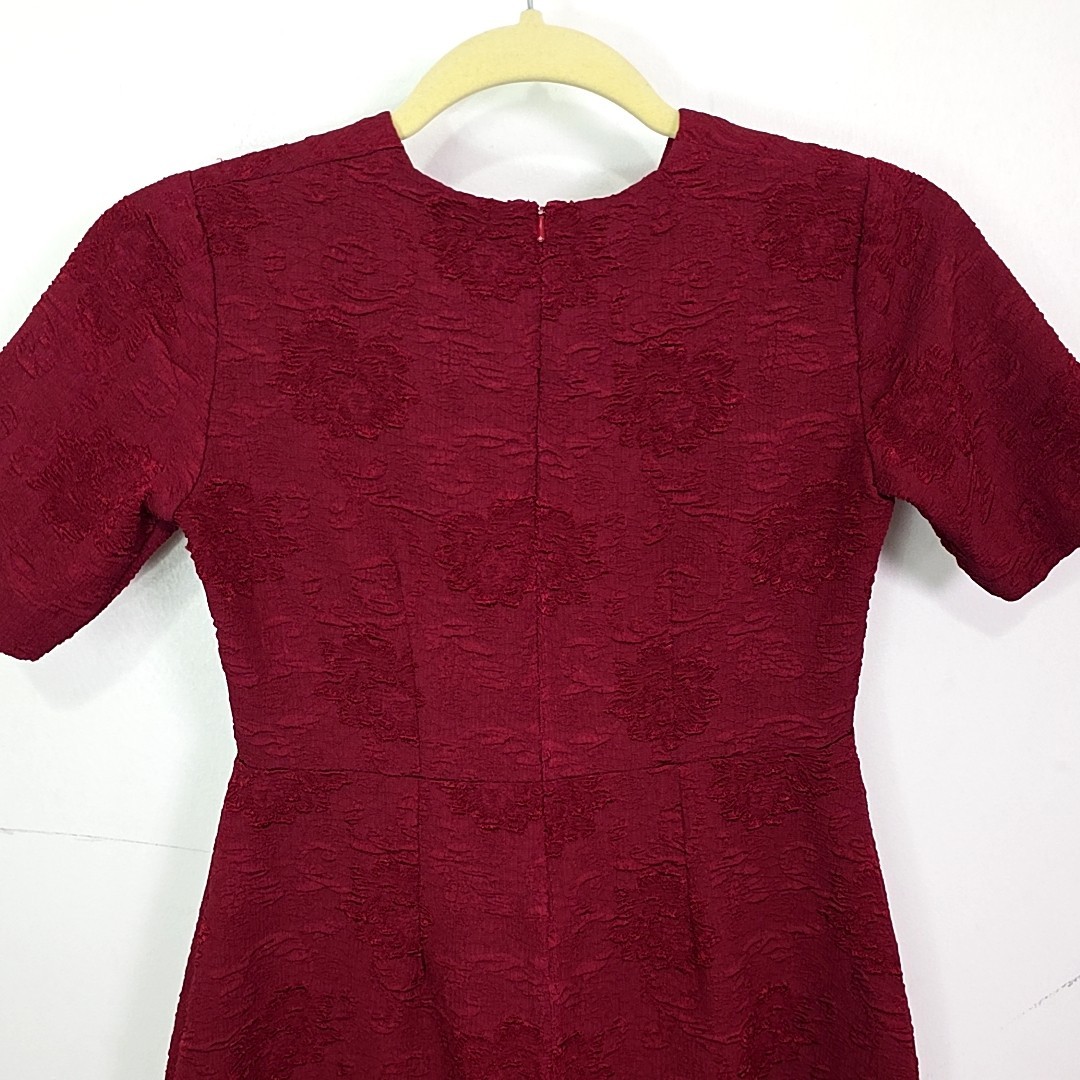 Handmade Amish Dress Womens 32 in Bust 26 in Waist Red Textured Short Sleeve