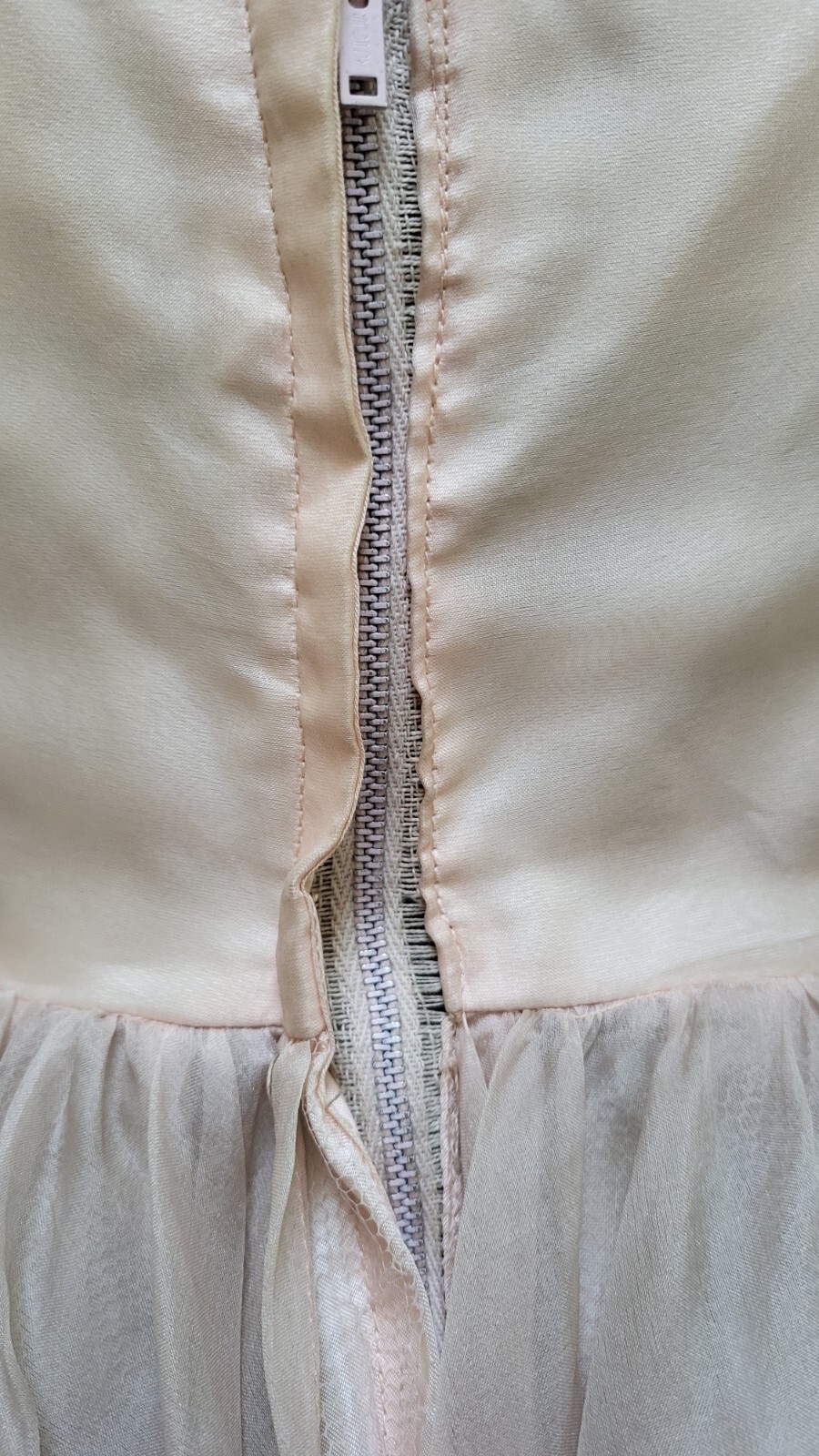 Vintage 1950s Peach Satin Dusty Rose Organza Tulle Party DRESS Size S G2U