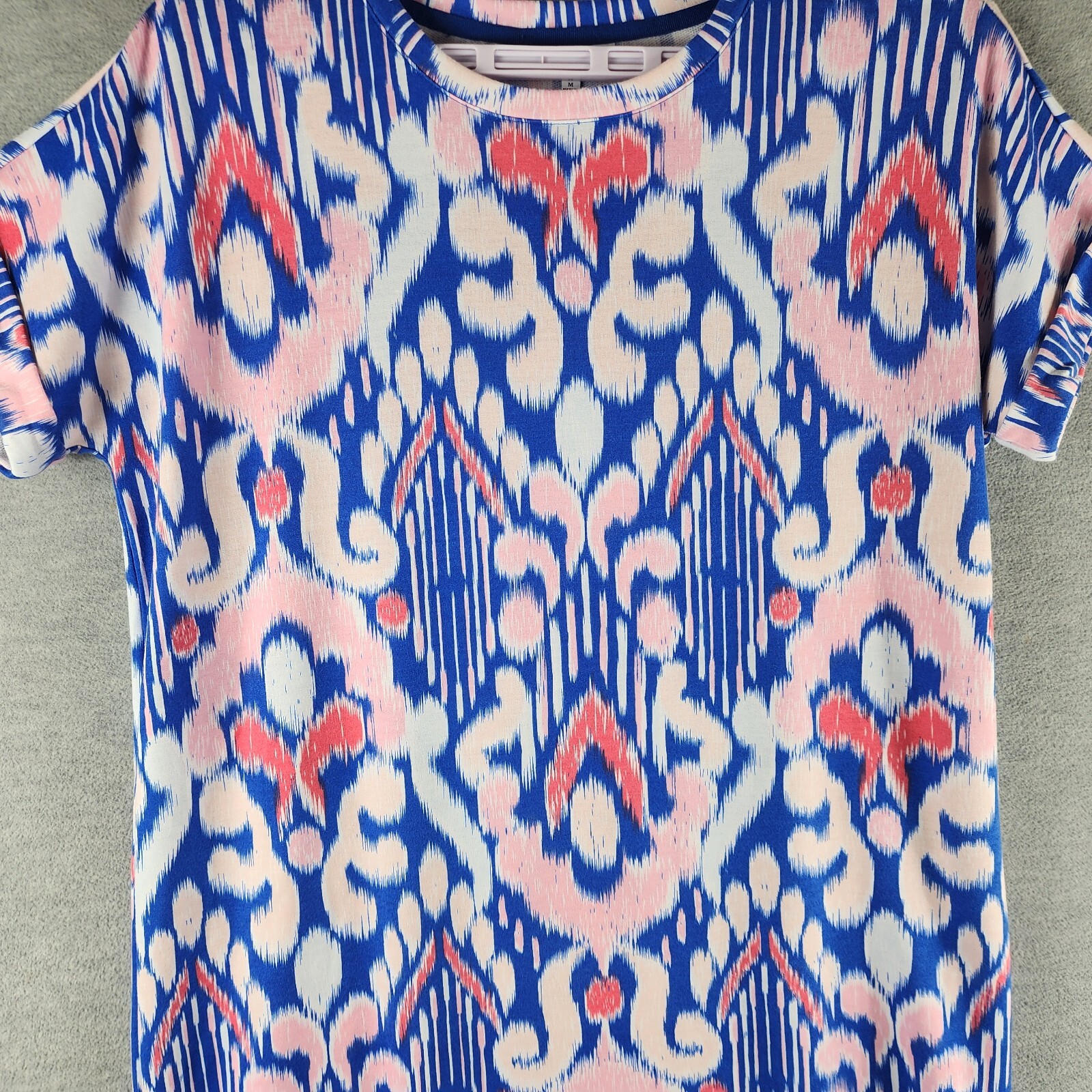 Crown an Ivy Woman Shift Bright Colorful AOP M Pink Blue White Cuff Sleeves