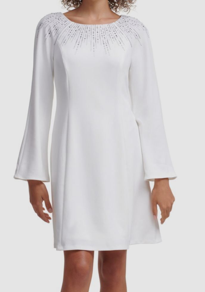 $139 Calvin Klein Women’s White Embellished Shift Dress Size 8