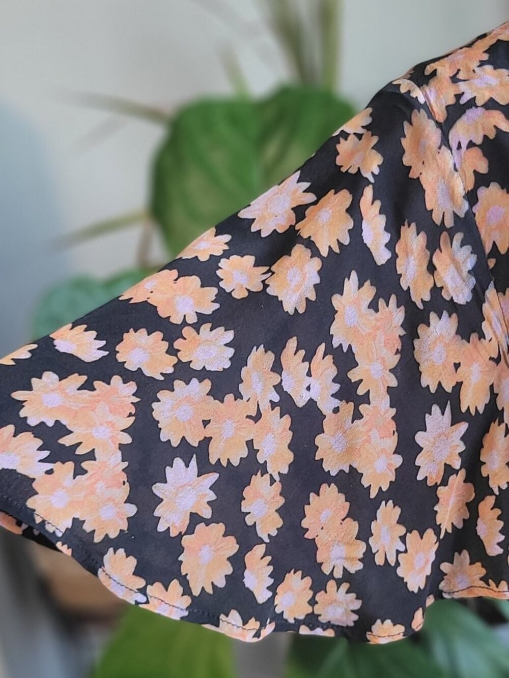 VEDA Floral Button-Front Maxi Dress – Size M – Boho Cottagecore