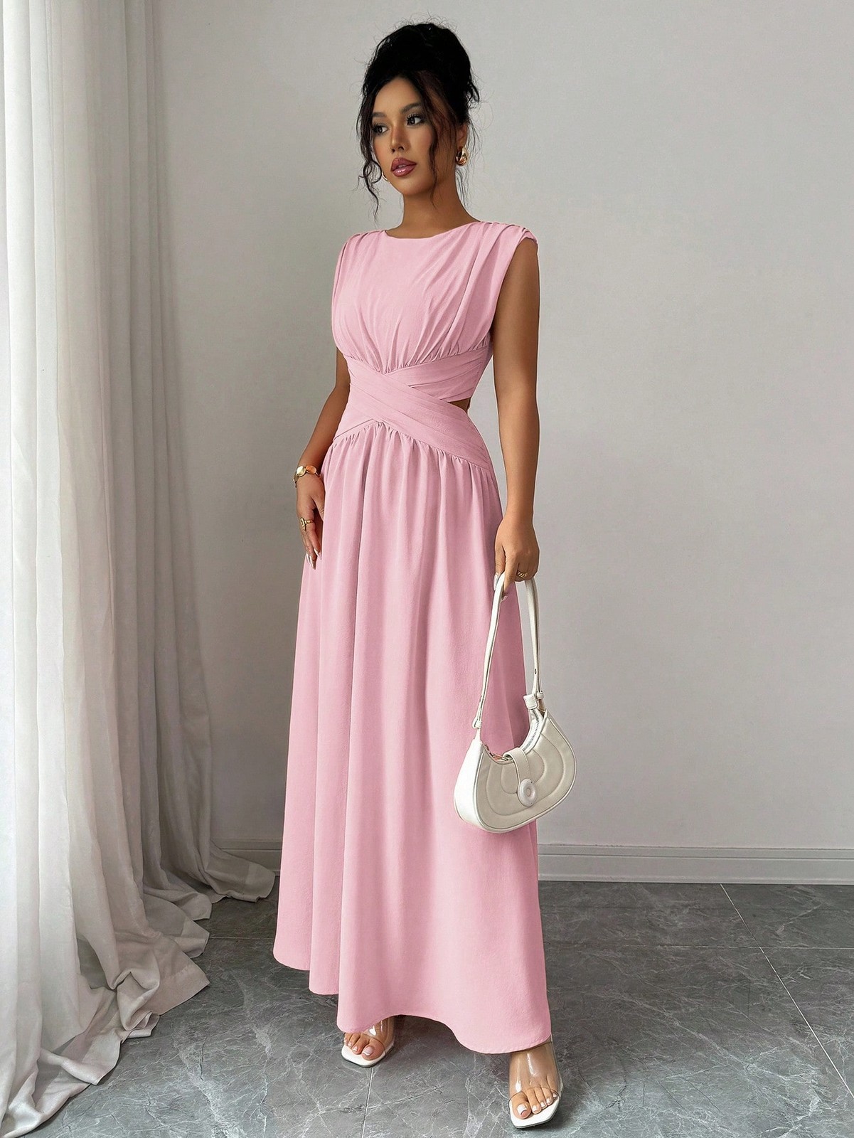 Ladies Elegant Round Neck A Line Maxi Dress