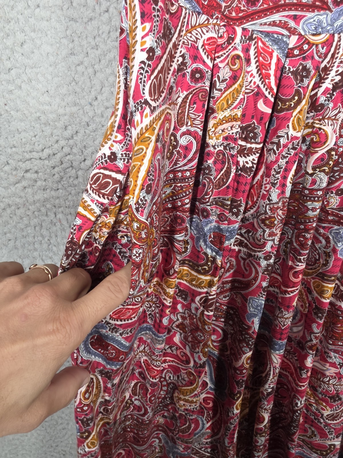 Red Paisley Sun dress Medium Stretch Knit Beach Casual Jouica Sleeveless Pleated