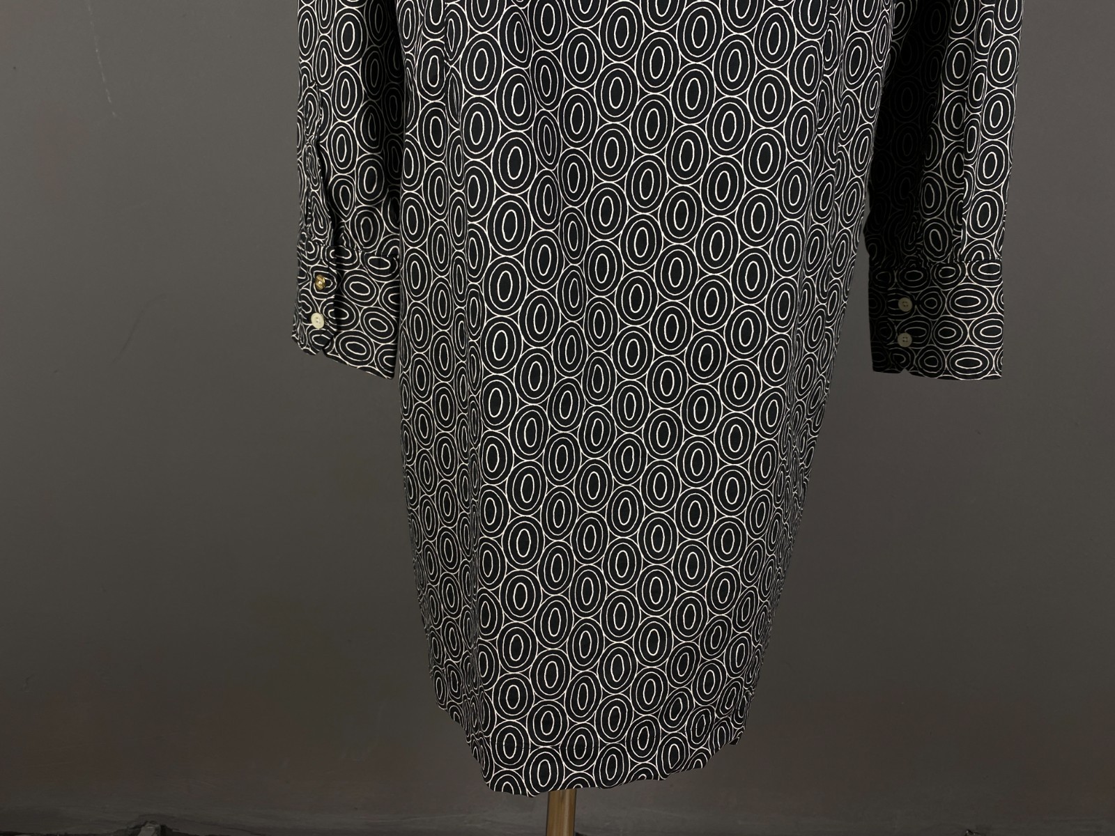 0039 Italy Black/White Patterned Button Down Shirt Dress Women’s Size 2XL