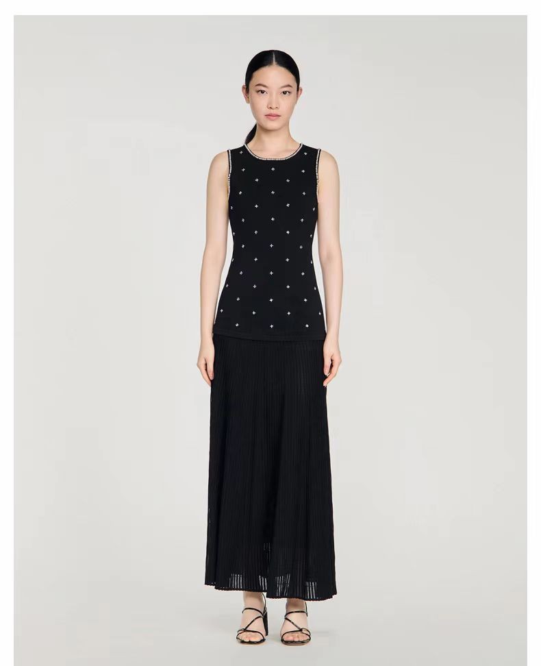 Sandro Women’s Beaded Flower Sleeveless Splicing Knitted Dresses