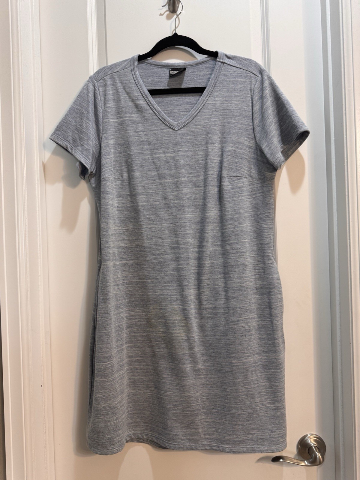 32 Degrees Cool Light Blue Dress Large Slide Pockets Armpit To Armpit 20”