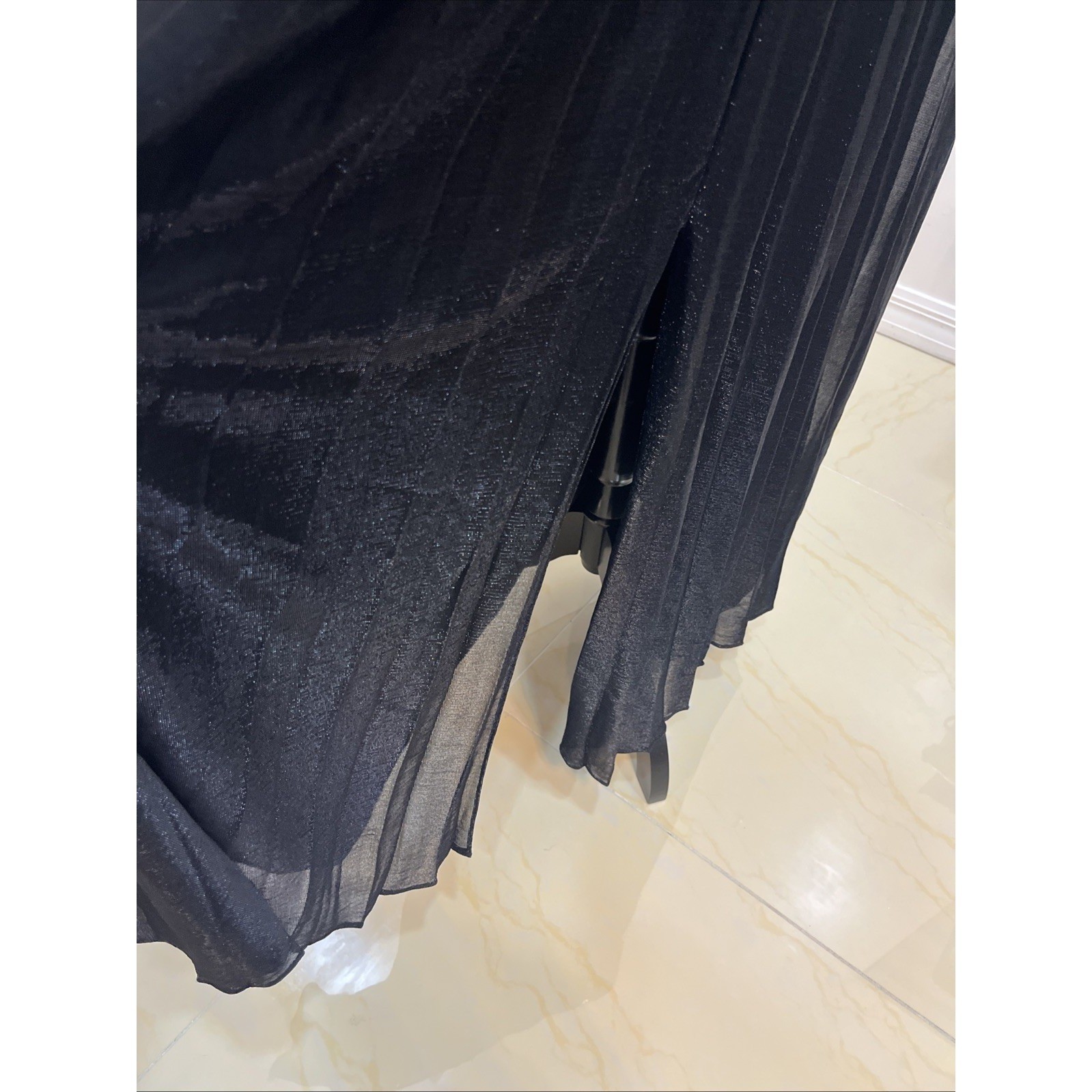Cache Halter Gown Women 10 Black Excellent Metallic Pleated Rhinestone Formal