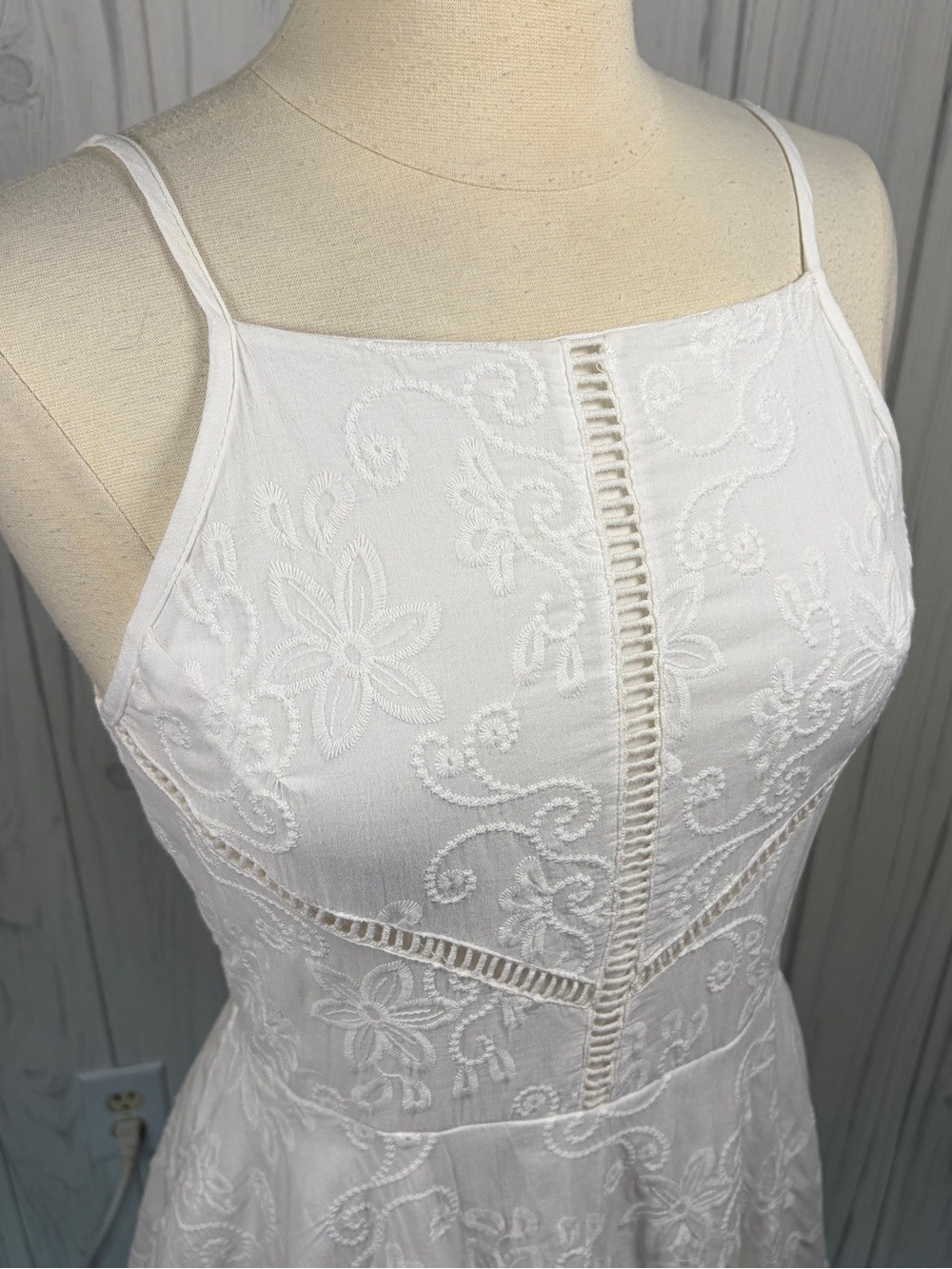 ALTAR’D STATE Embroidered 100% Cotton Asymmetric Fit & Flare White Dress, Large