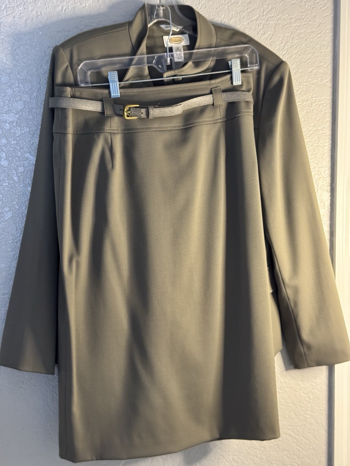 Vtg Talbots 2 Piece Skirt & Jacket Set 12P Olive Green Career Workwear Suit USA